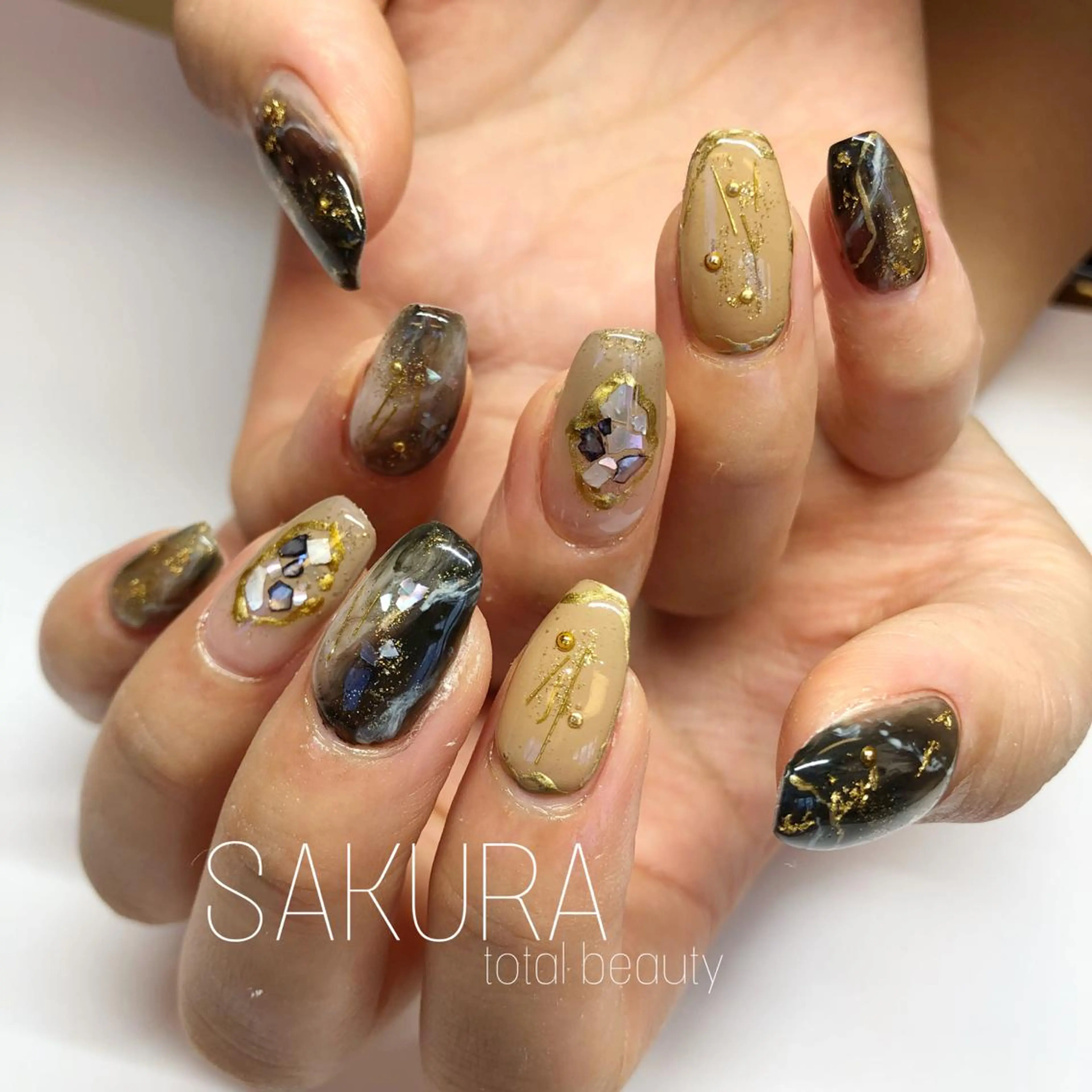 ネイル ハンドネイル フットネイル SAKURA 山野のネイルデザイン