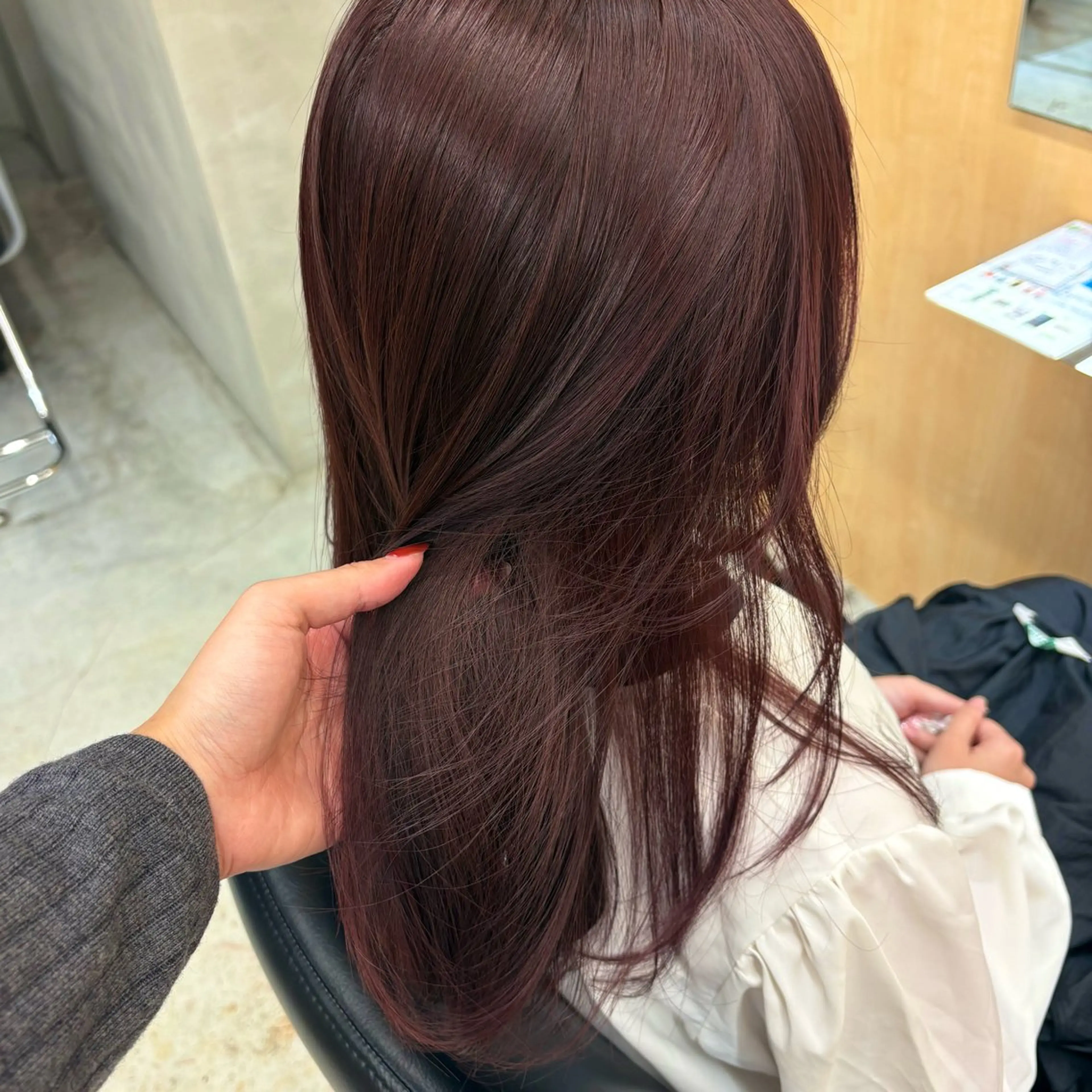 ロング カラー ブラウンカラー ピンクカラー ピンクブラウン カット ヘアカラー 韓国レイヤー/暖色 カラー/KOTONEのヘアスタイル