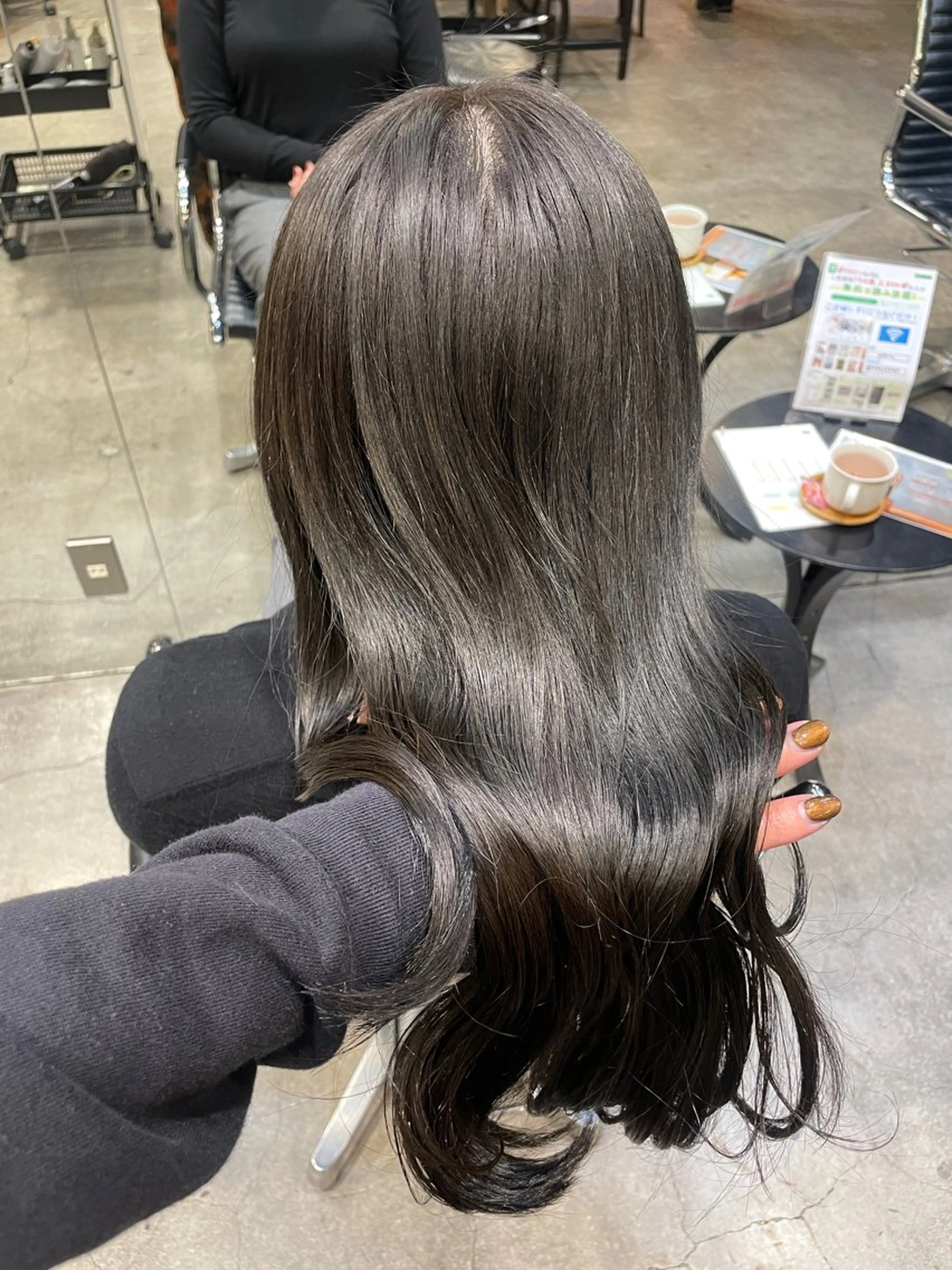 ロング カラー カット ヘアカラー トリートメント レイヤー/ 透明感カラー/マドカのヘアスタイル