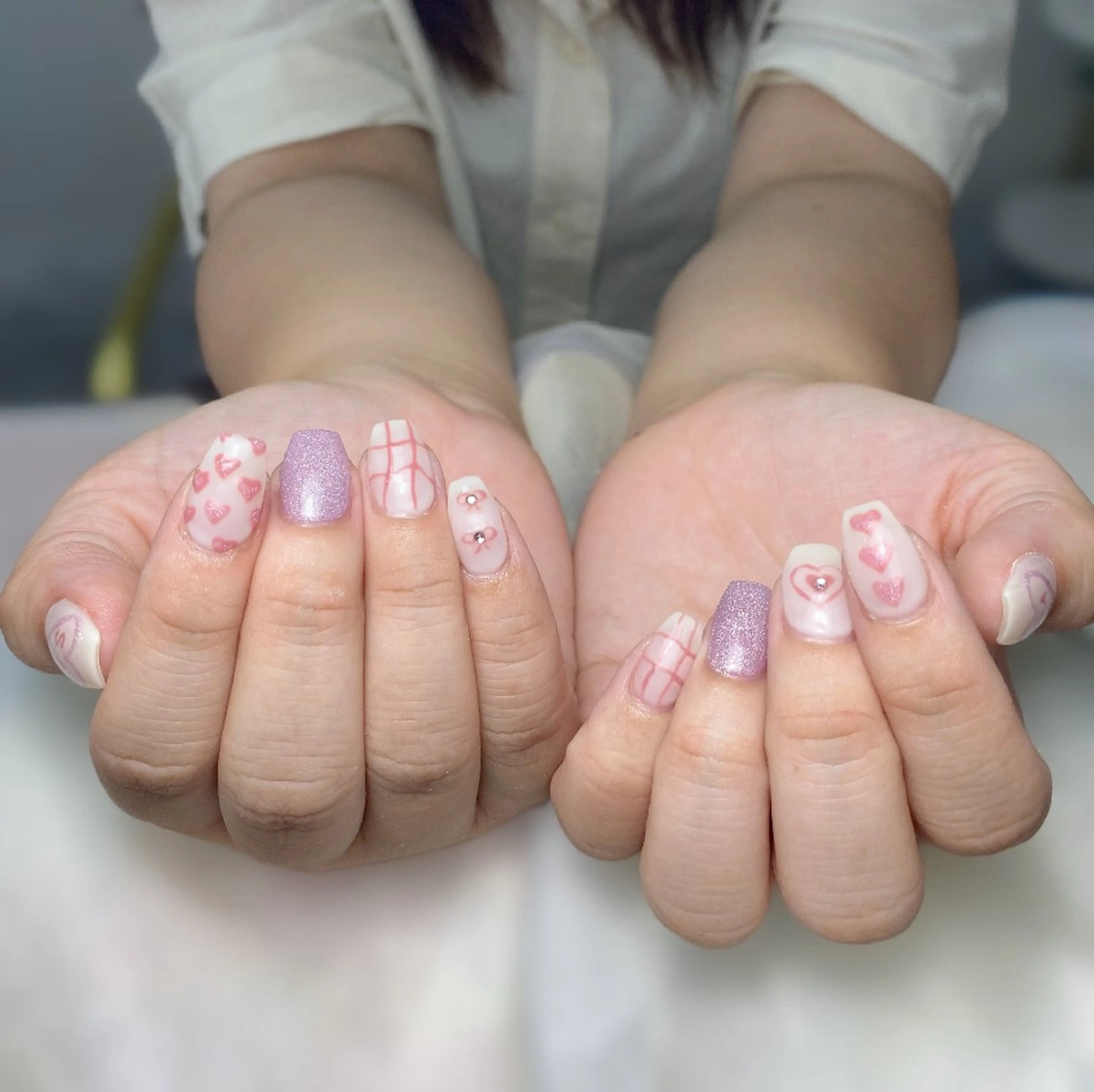 ネイル アートネイル フラワーネイル フットネイル フレンチネイル ジェルネイル ハンドネイル UM Nail Salonのネイルデザイン