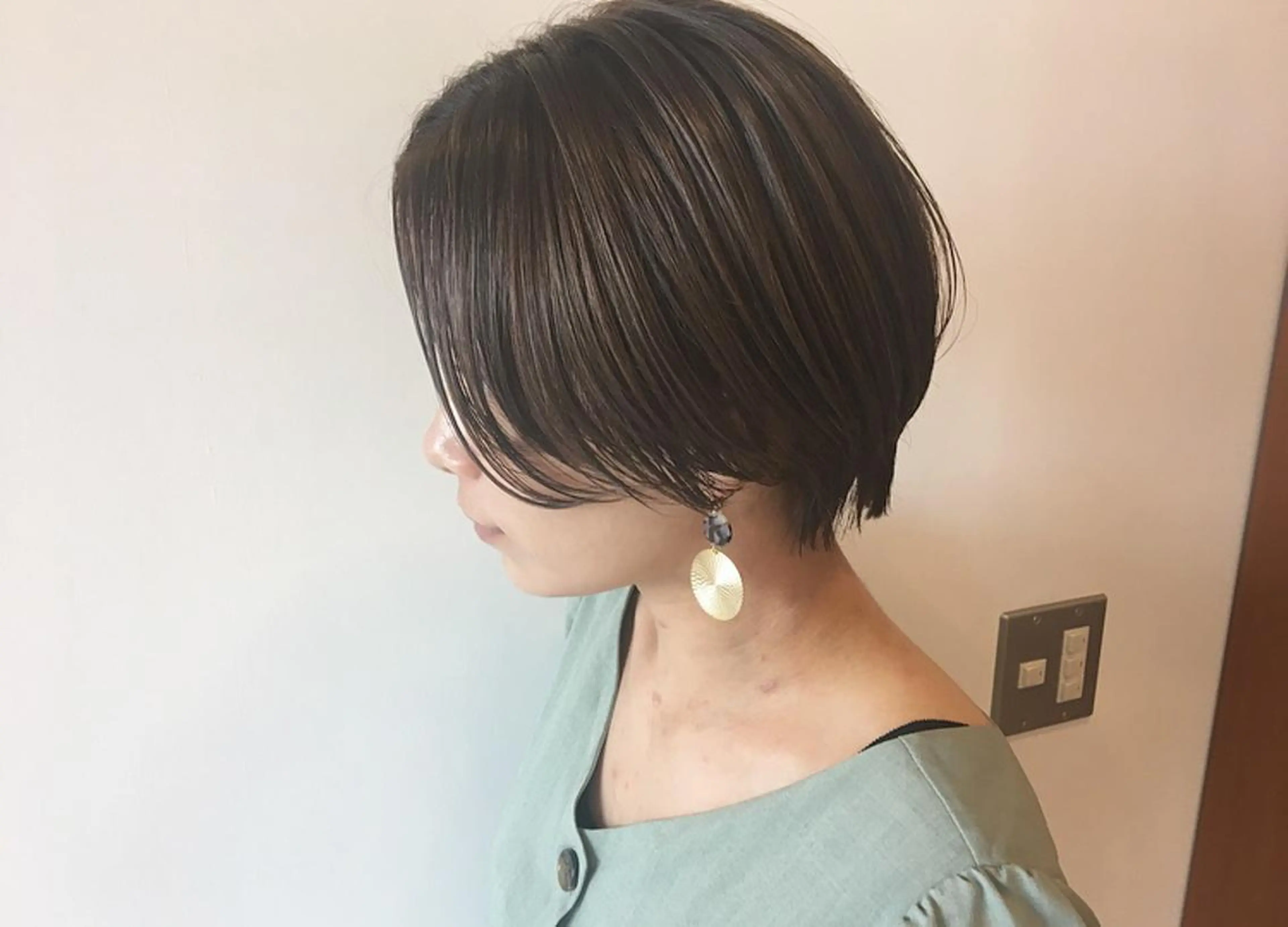 ショート カラー ハンサムショート ベージュカラー ブラウンカラー 透明感カラー ラベンダーカラー カット ヘアカラー トリートメント 鈴木 翔梧のヘアスタイル