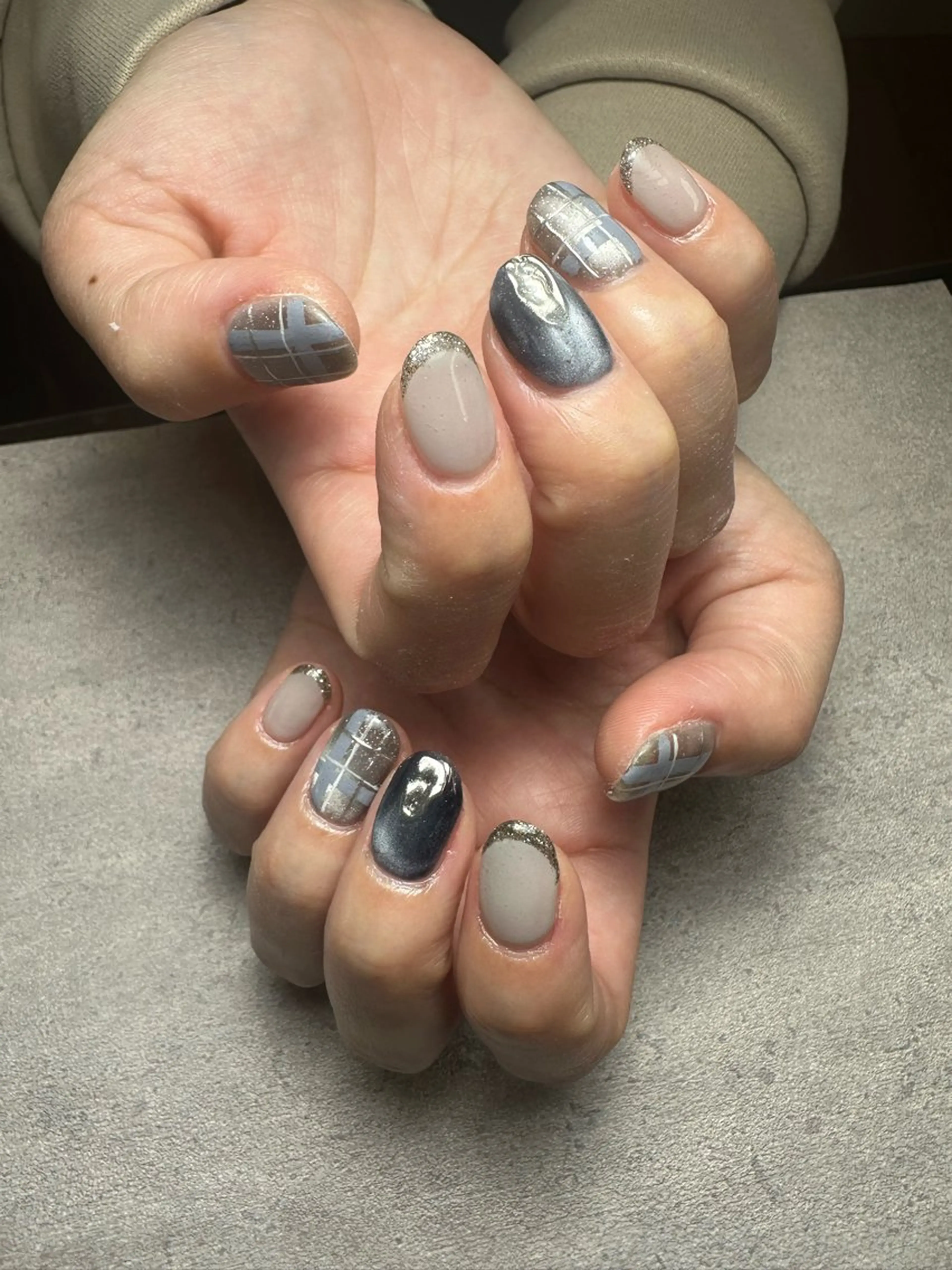 ネイル フットネイル ニュアンスネイル シンプルネイル nailroom Anmie.のネイルデザイン