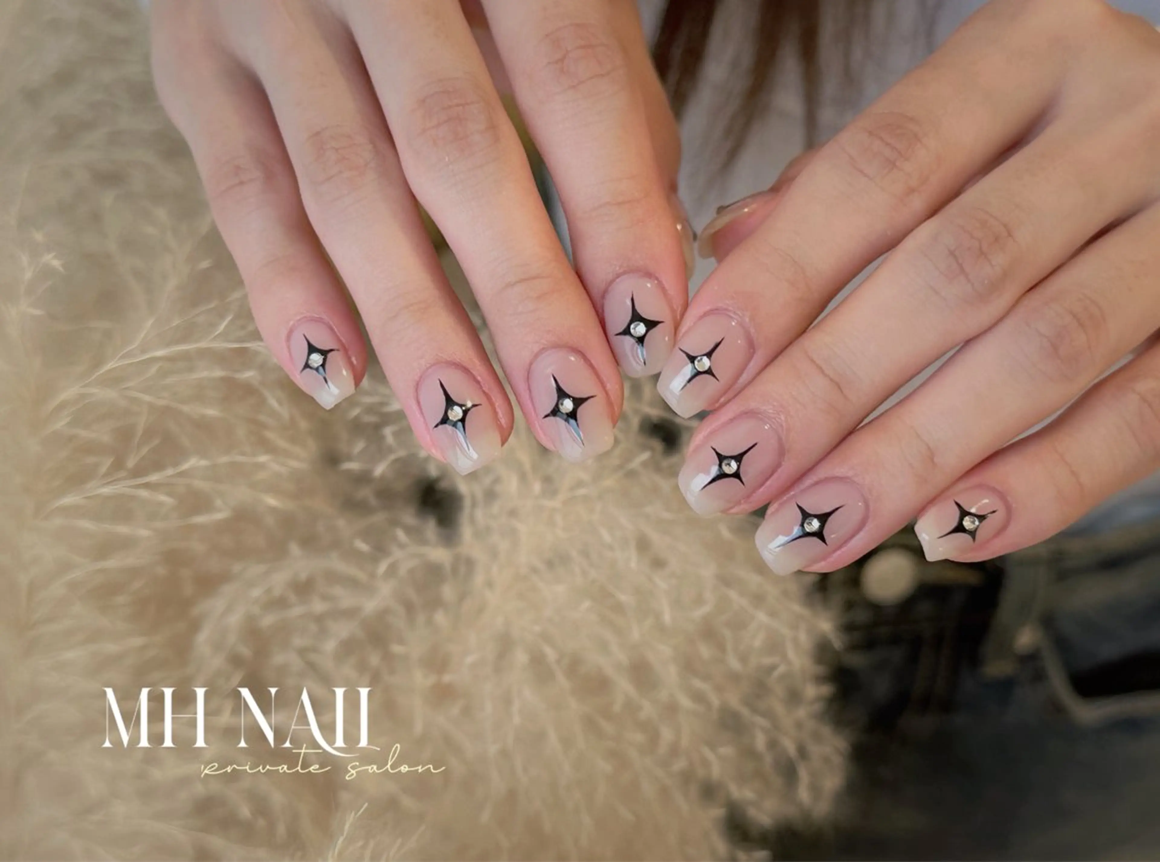 ネイル ハンドネイル MH Nailのネイルデザイン