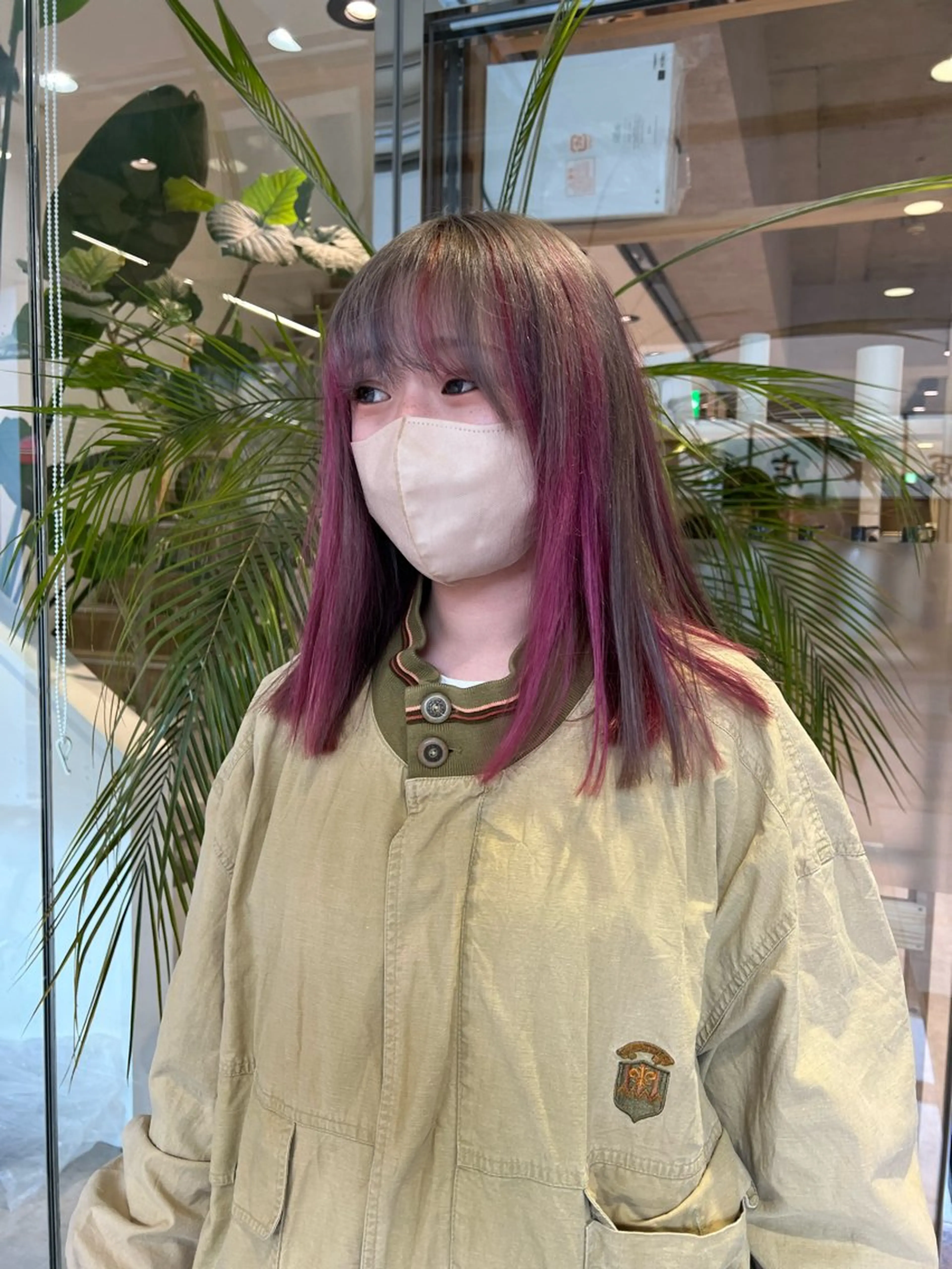 ミディアム カラー ヘアカラー トリートメント ダブルカラーブリーチ 髪質改善　縮毛矯正のヘアスタイル
