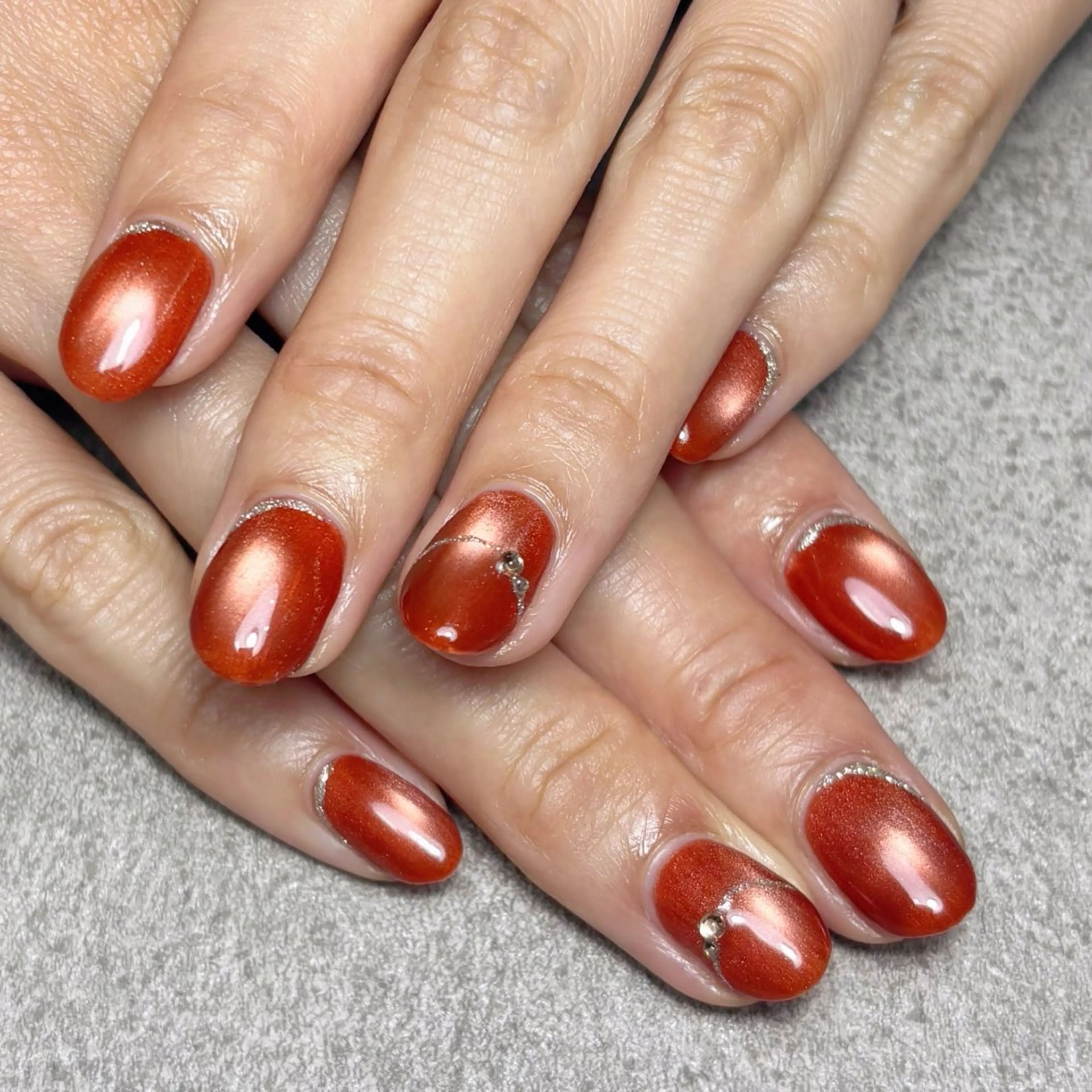 ネイル ハンドネイル nailroom DIASOMNIAのネイルデザイン