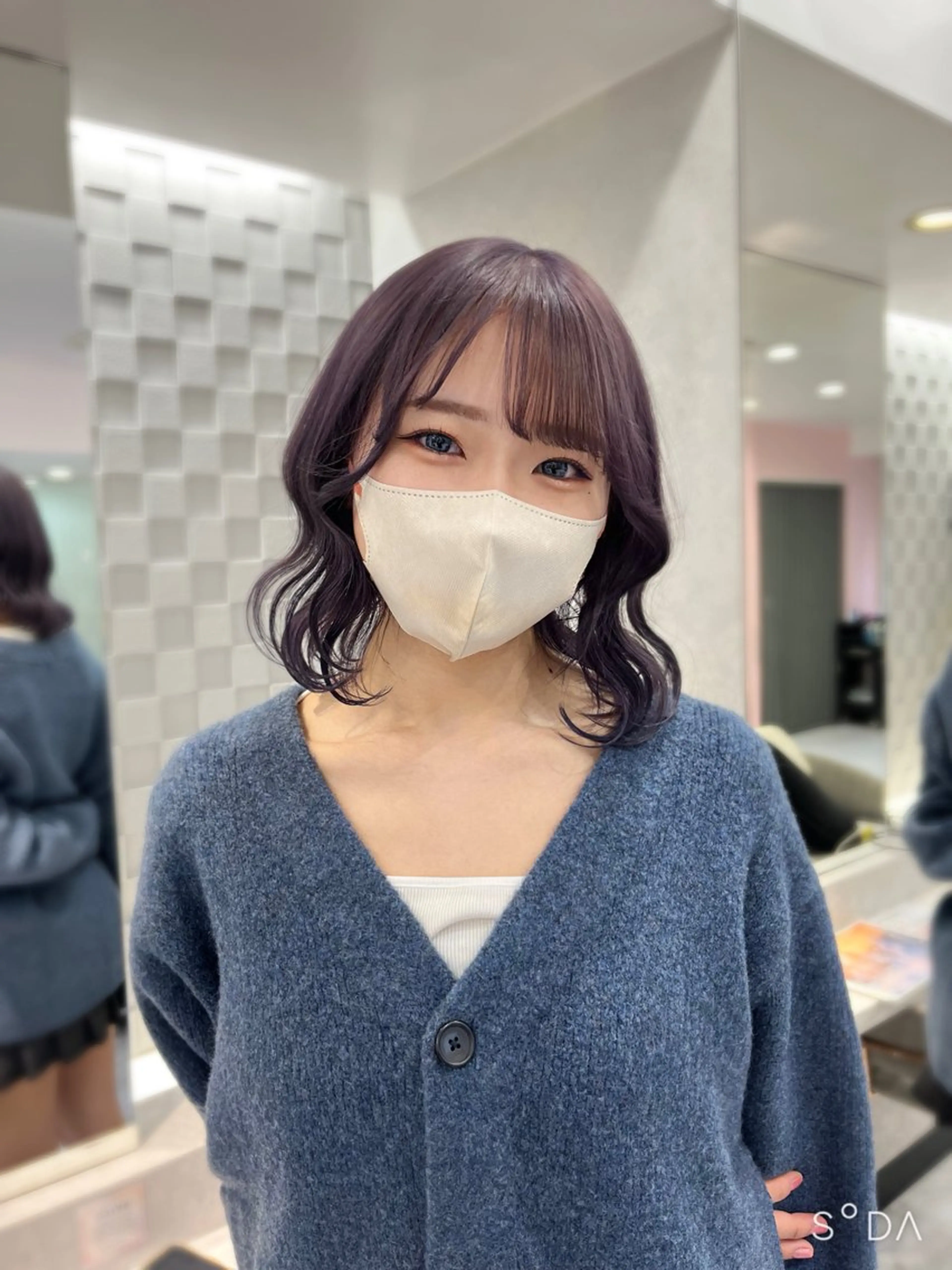 ミディアム カラー ブリーチ 透明感カラー グレージュ ラベンダーカラー ラベンダーグレージュ XENA RENA 名駅 / 艶カラーのヘアスタイル