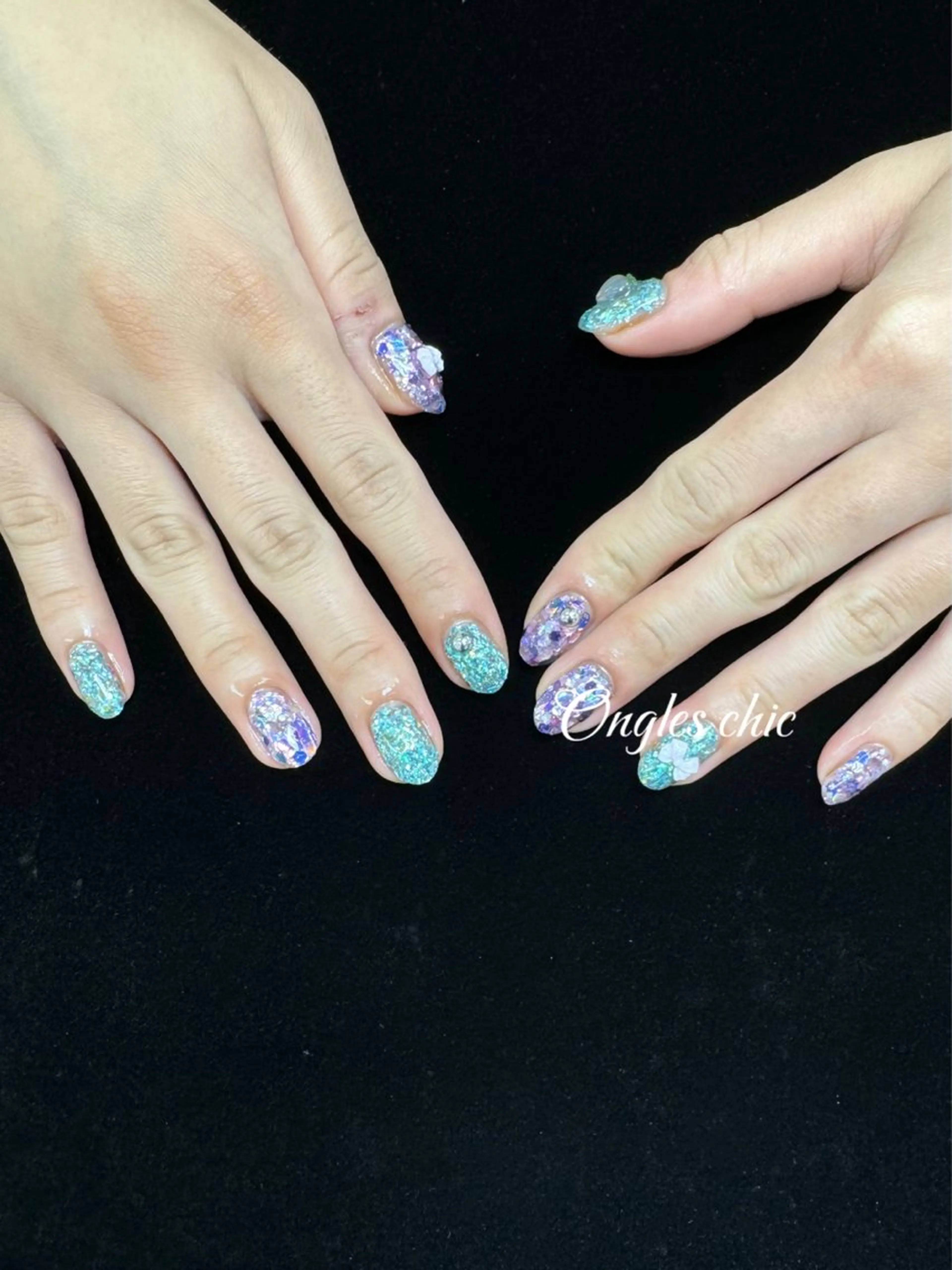 ネイル ハンドネイル ongles chicのネイルデザイン
