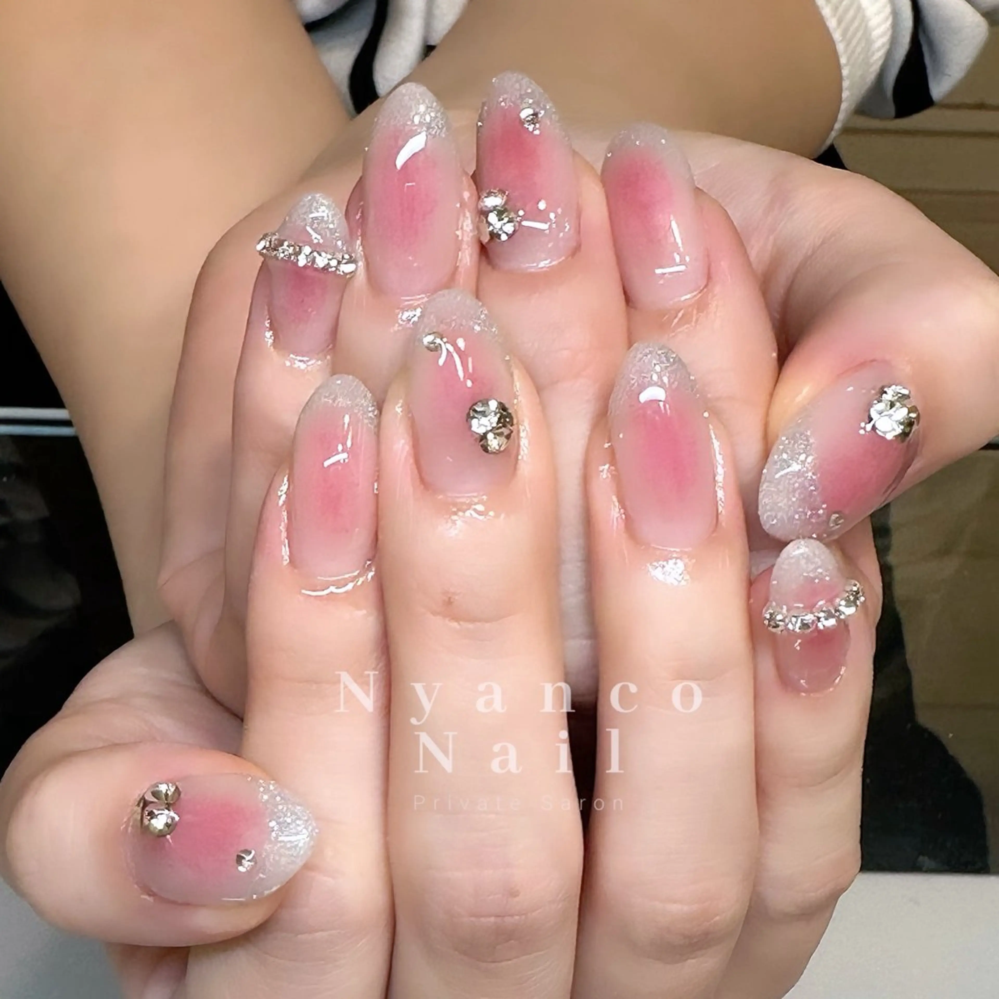 ネイル チークネイル フレンチネイル ジェルネイル 氷ネイル・うるうるネイル キラキラネイル Nyanco Nailのネイルデザイン