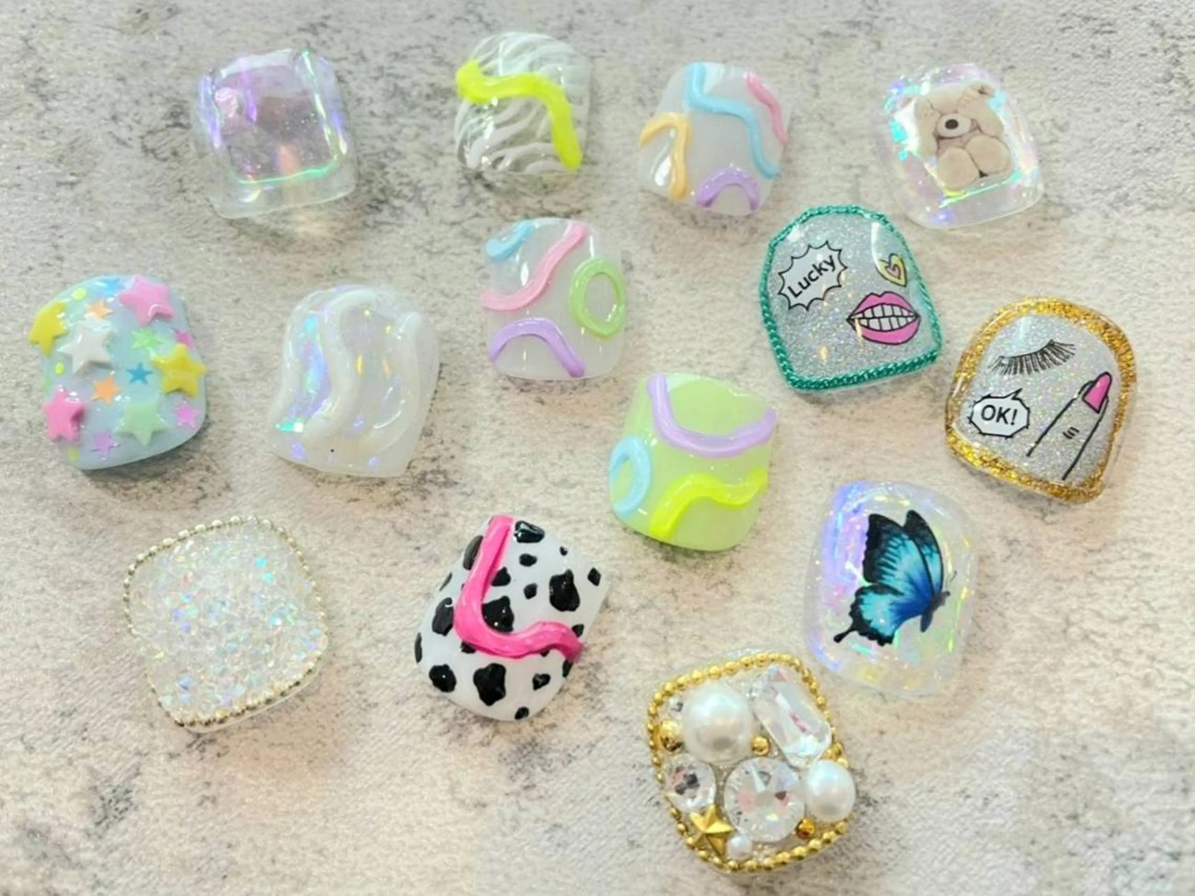 ネイル 🤍POP可愛い🧸 Menailのネイルデザイン