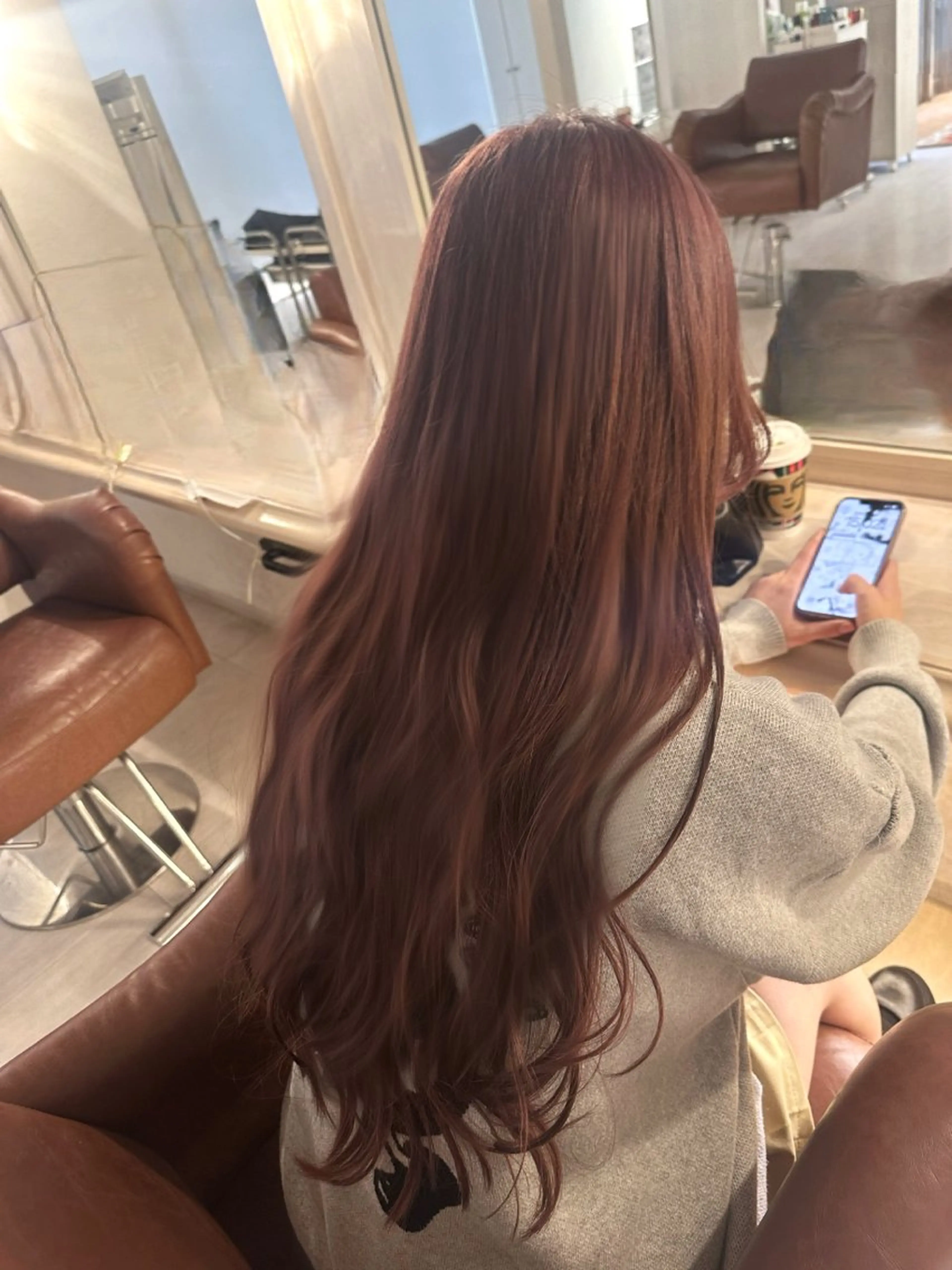 ロング カラー パーマ ヘアアレンジ メンズ 🫧ブリーチなし透明 感カラー🫧沼尻彩花のヘアスタイル