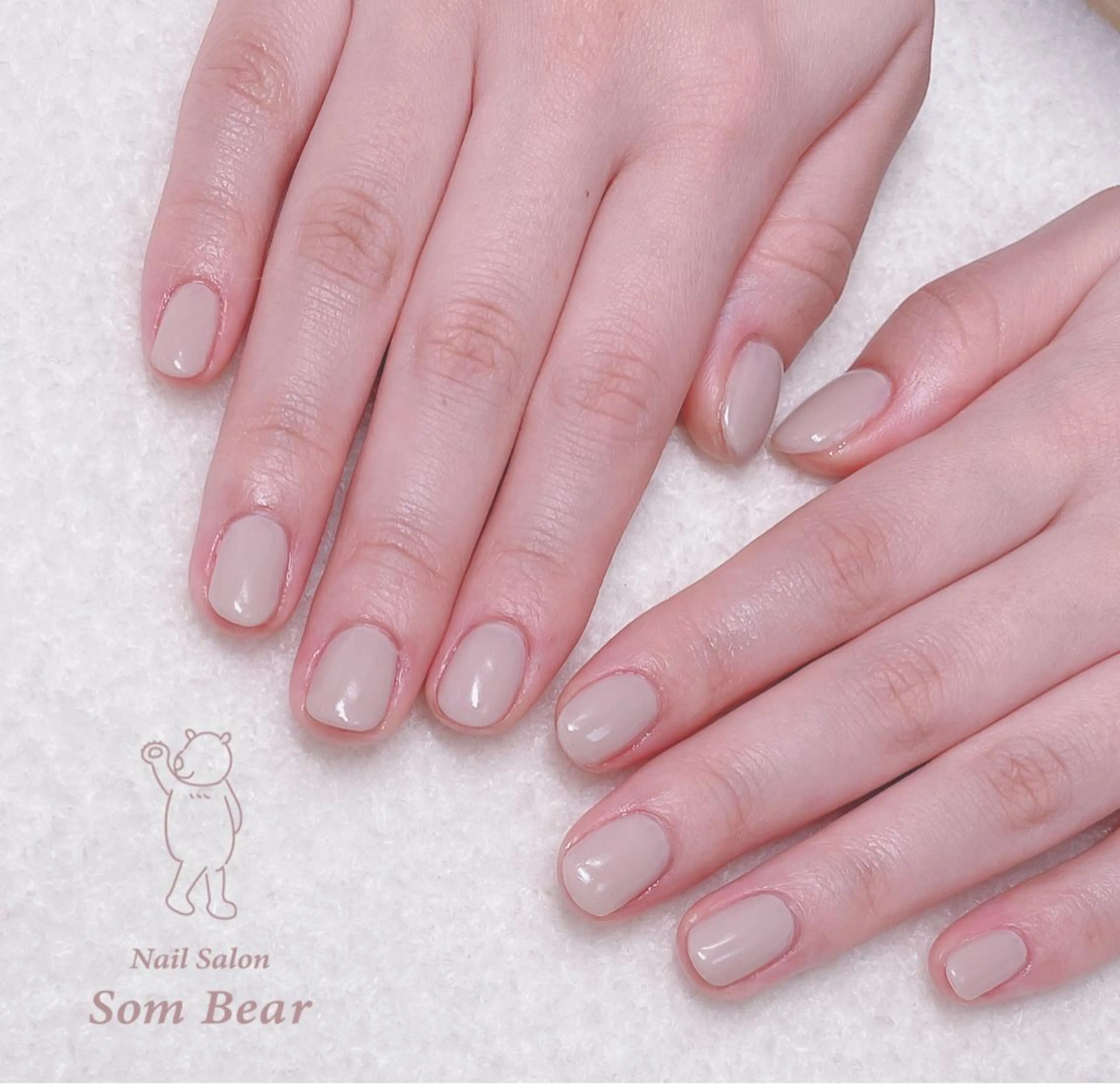 ネイル フレンチネイル グラデーション ワンカラーネイル Som Bear所属・nail salon Som Bear🧸のネイルデザイン