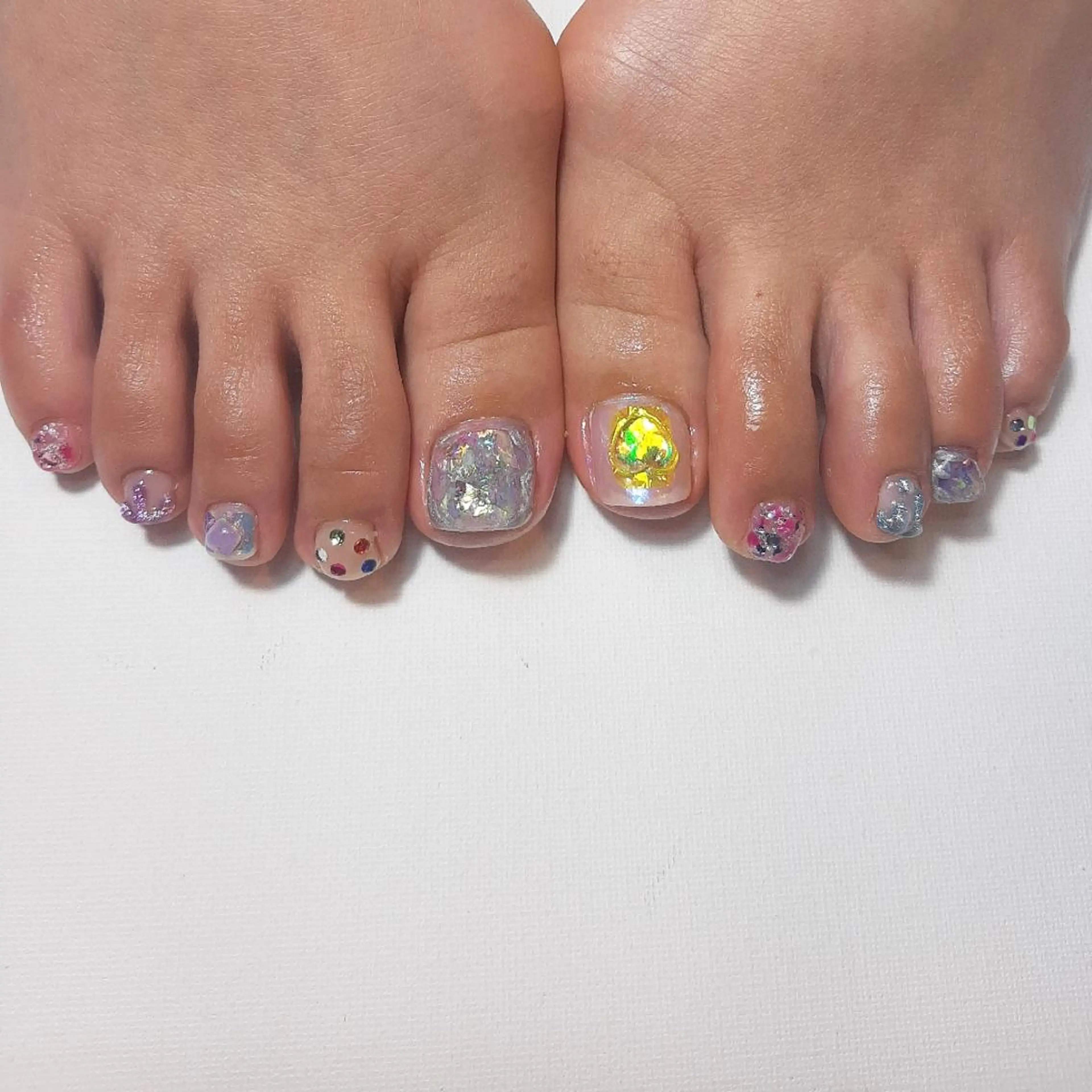 ネイル オーロラネイル フットネイル キラキラネイル owlnail /持込みデザイン専門のネイルデザイン