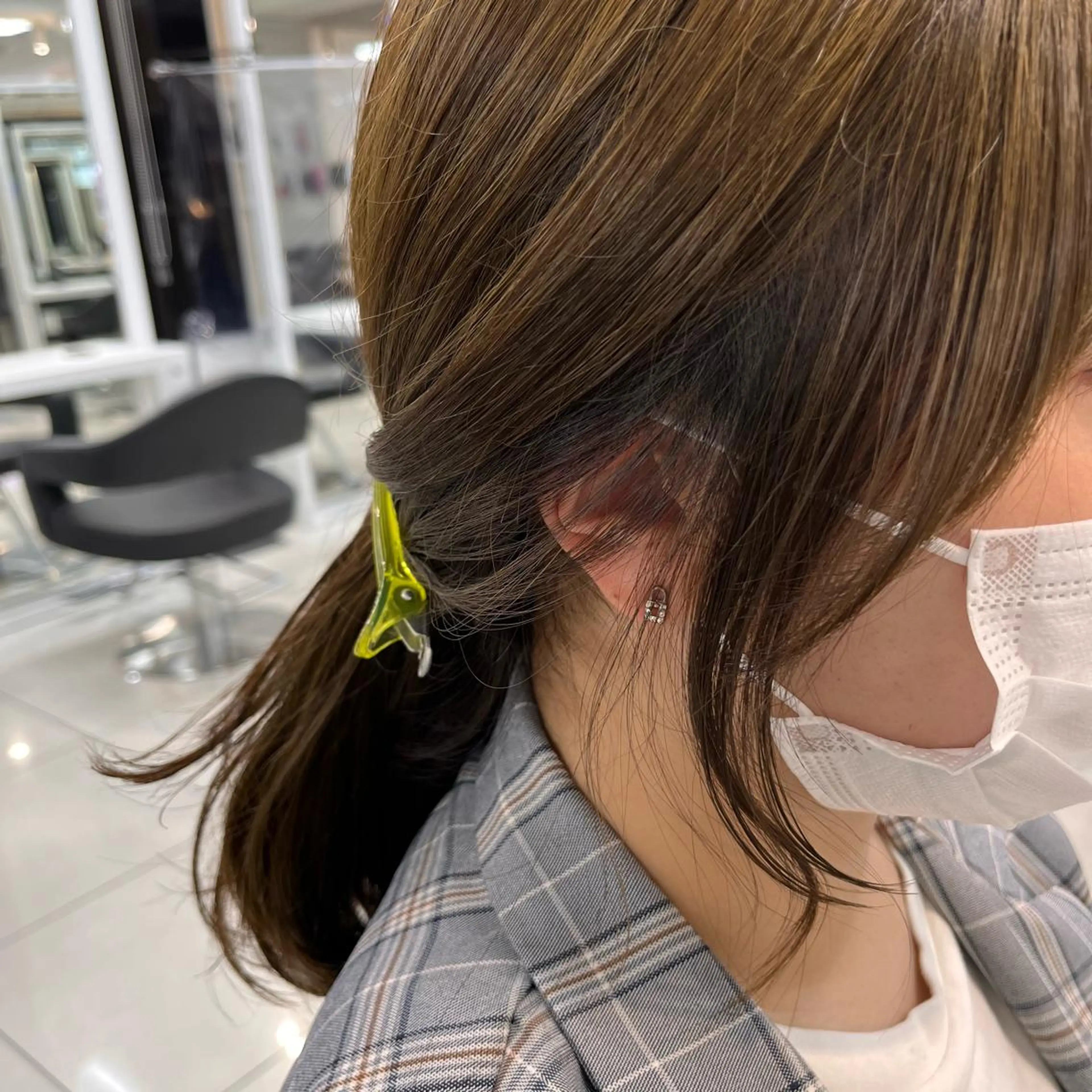 ミディアム 顔周りカット おくれ毛 小顔カット カット ヘアカラー トリートメント メンズヘア専門🦊 RYOKAのヘアスタイル