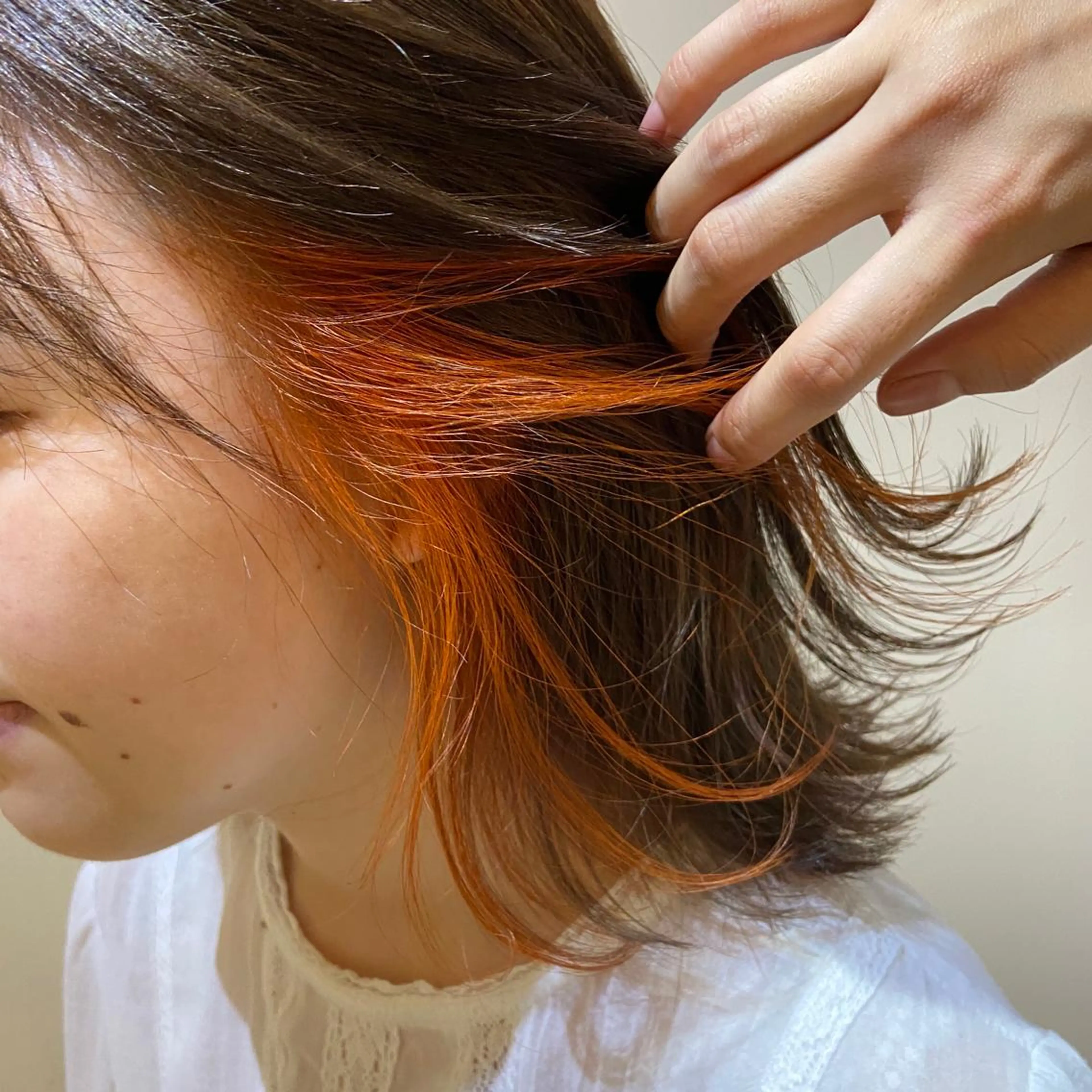 ショート カラー SALTWATER AYARIのヘアスタイル