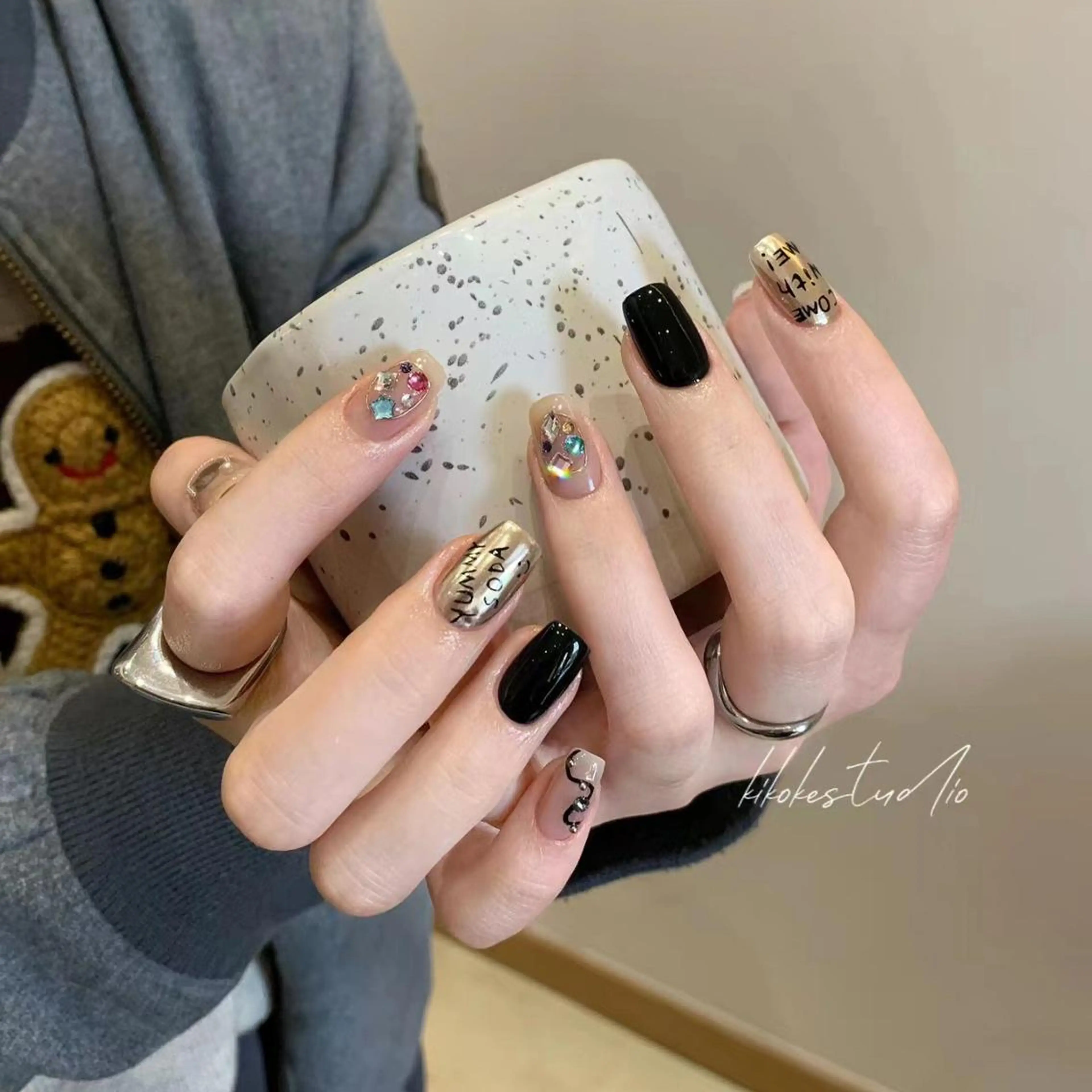 ネイル 長さ出し ジェルネイル スカルプネイル ネイルチップ KIMI 🐰のネイルデザイン