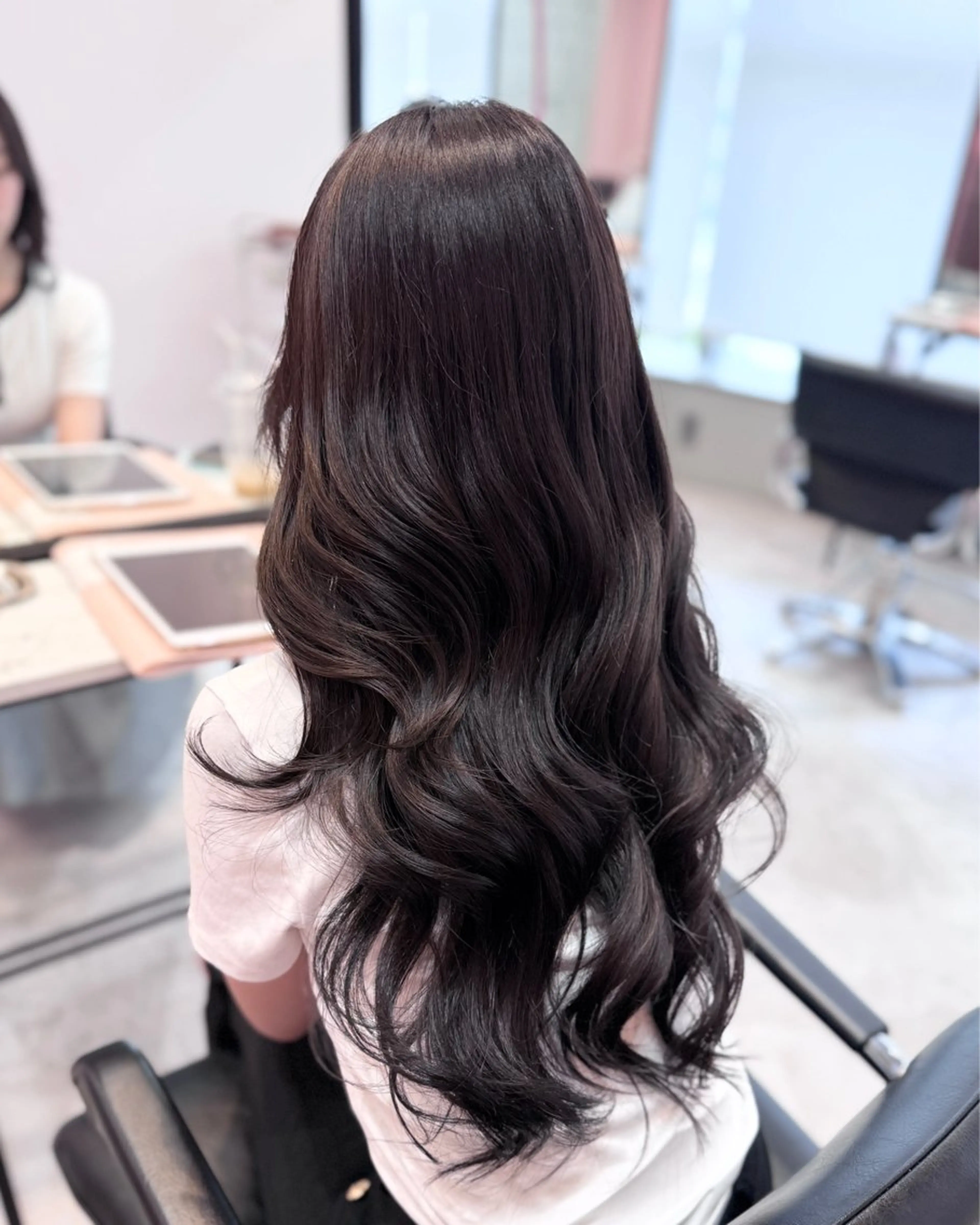 カラー 上品うるツヤ韓国ヘア 🤍Hanaのヘアスタイル