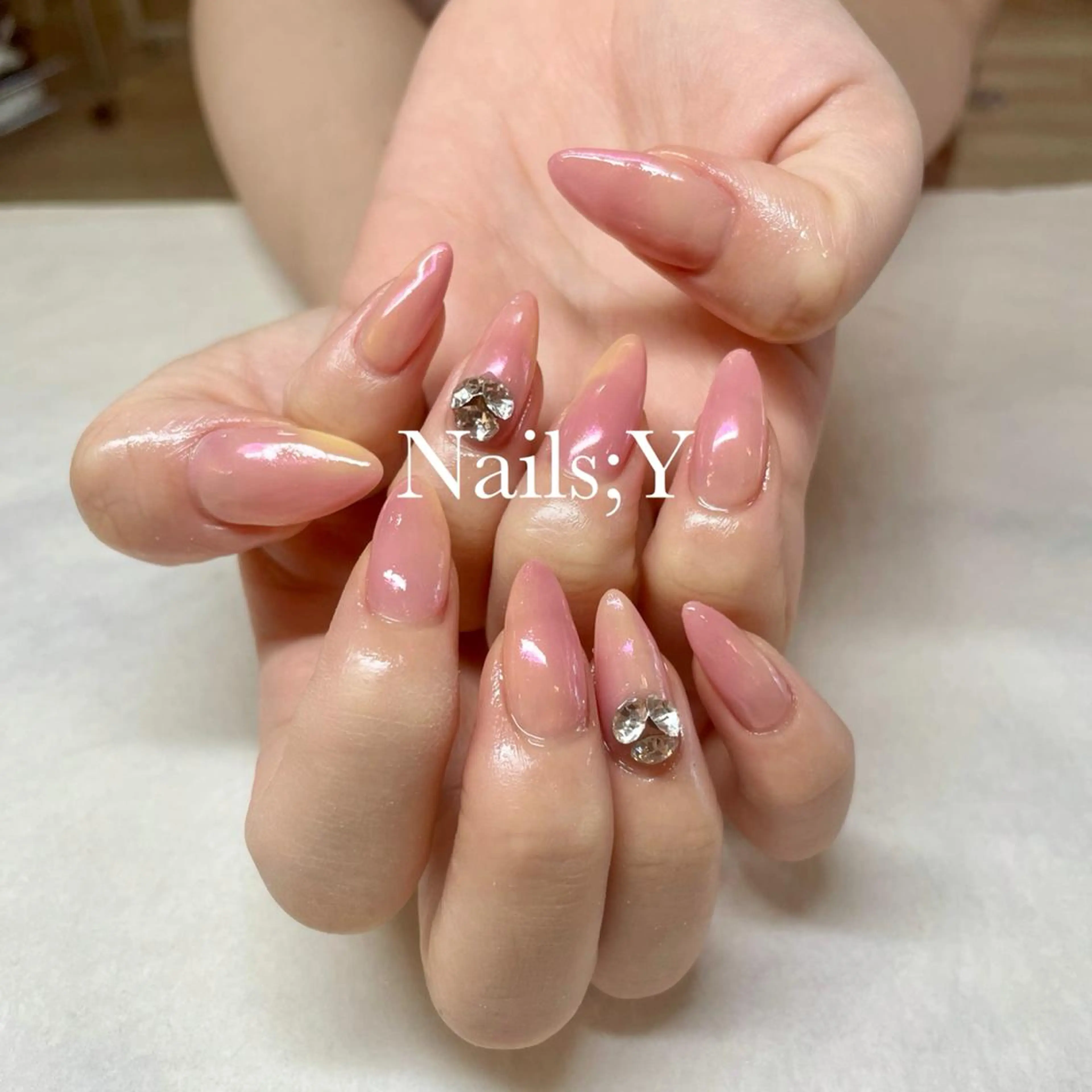 ネイル オーロラネイル 持ち込み ストーンネイル yo koのネイルデザイン