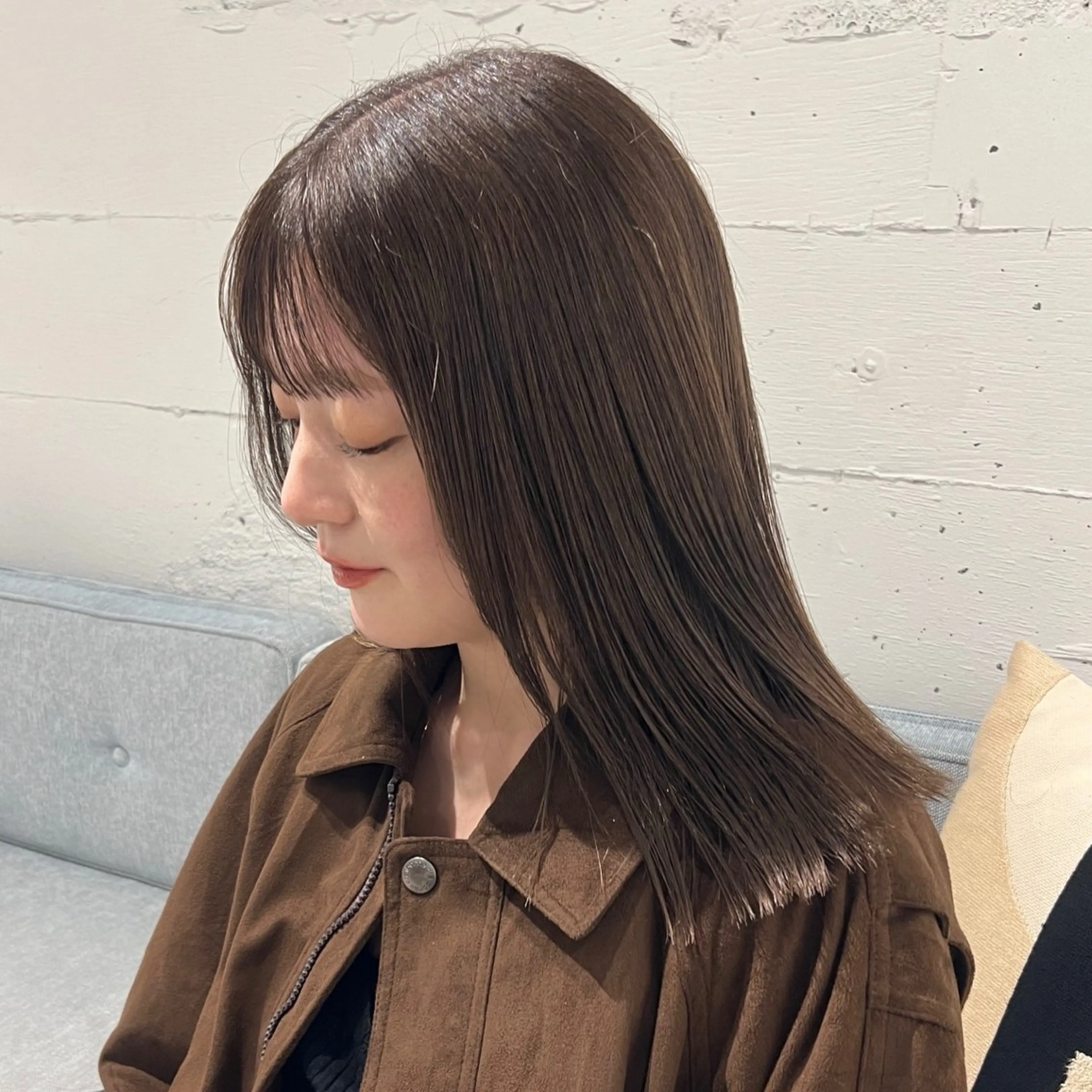 ミディアム 峯田 優花のヘアスタイル