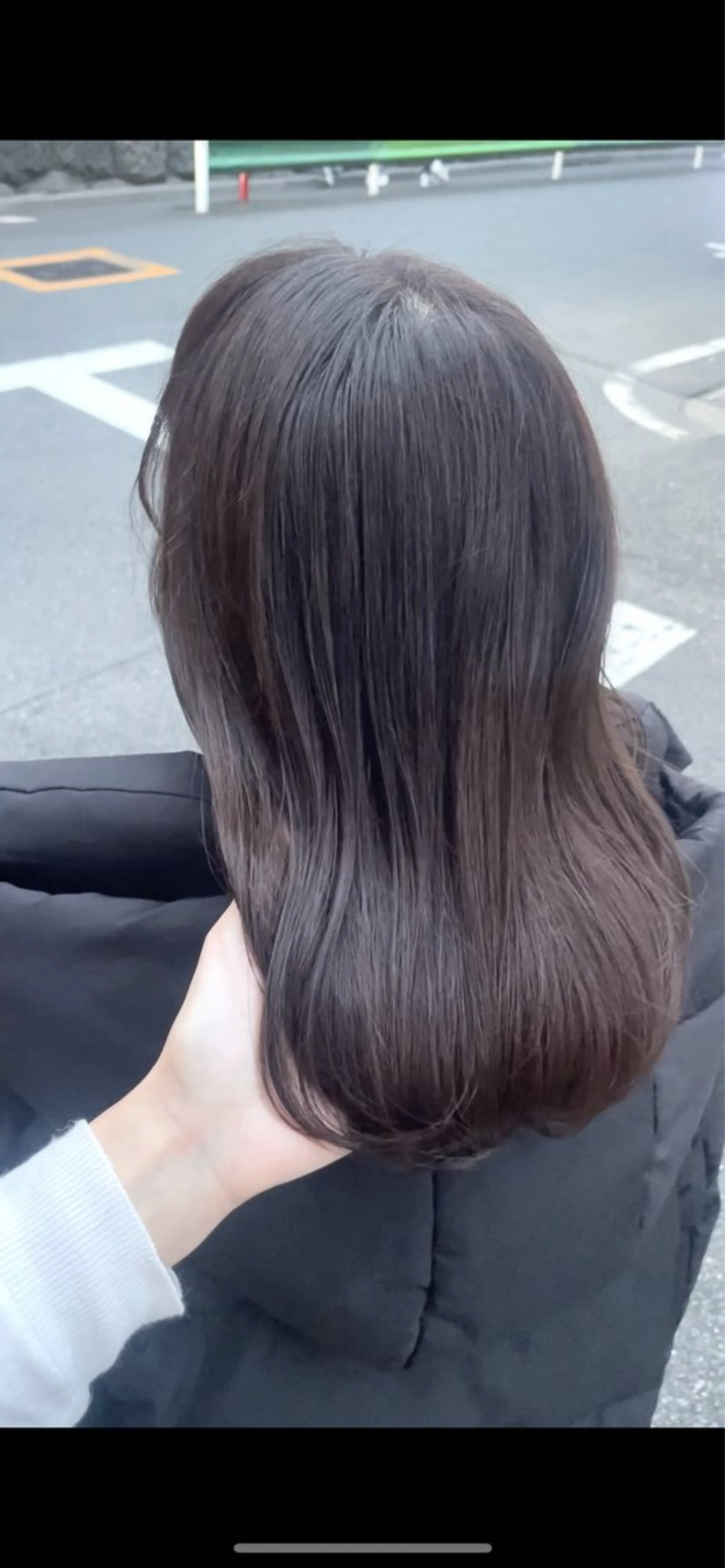 ミディアム カラー アッシュ アッシュブラウン ベージュカラー ブラウンカラー グレージュ カット ヘアカラー トリートメント BEBE所属・ブリーチなし 透明感カラーKANAのヘアスタイル