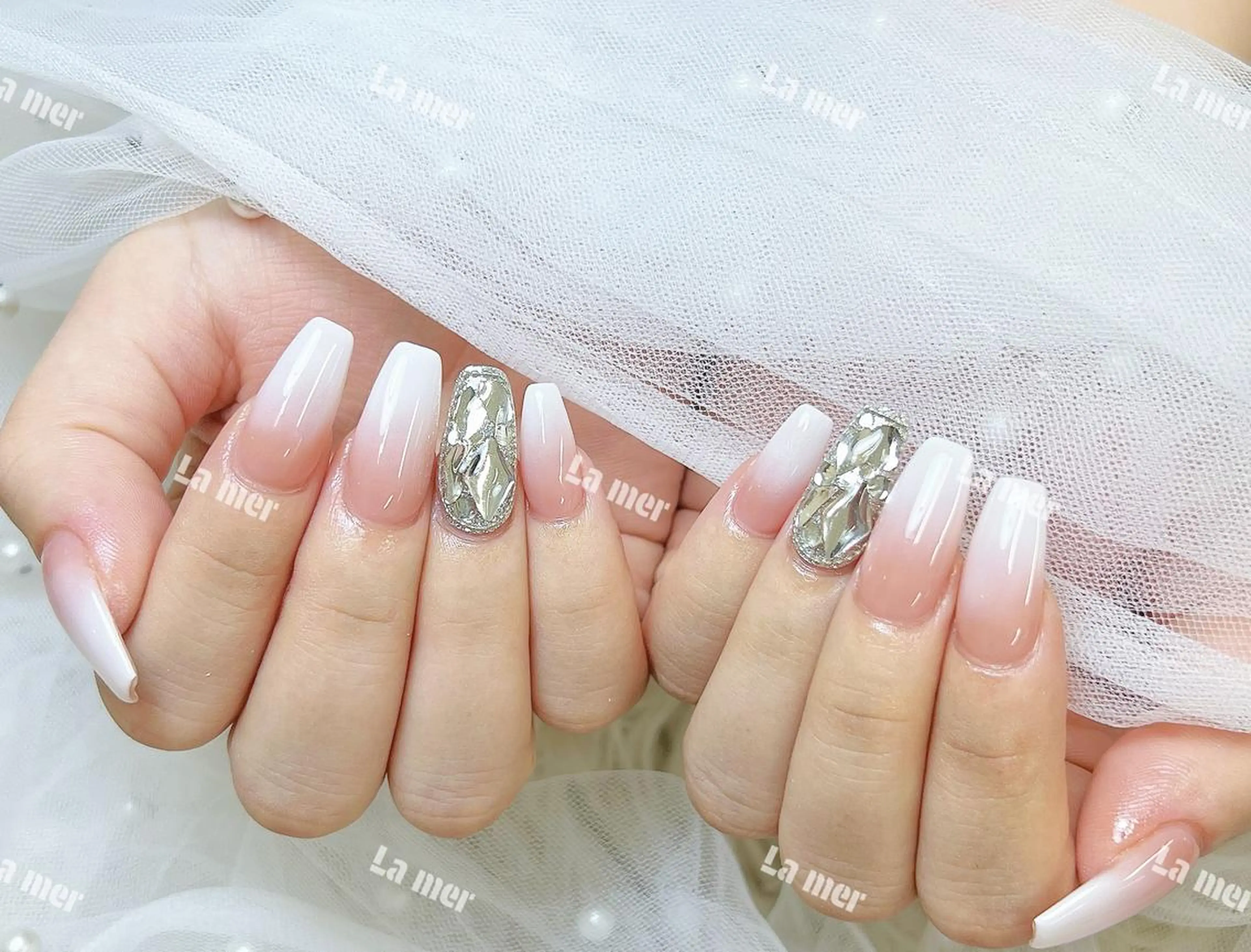 ネイル 🌻 Momoko_のネイルデザイン