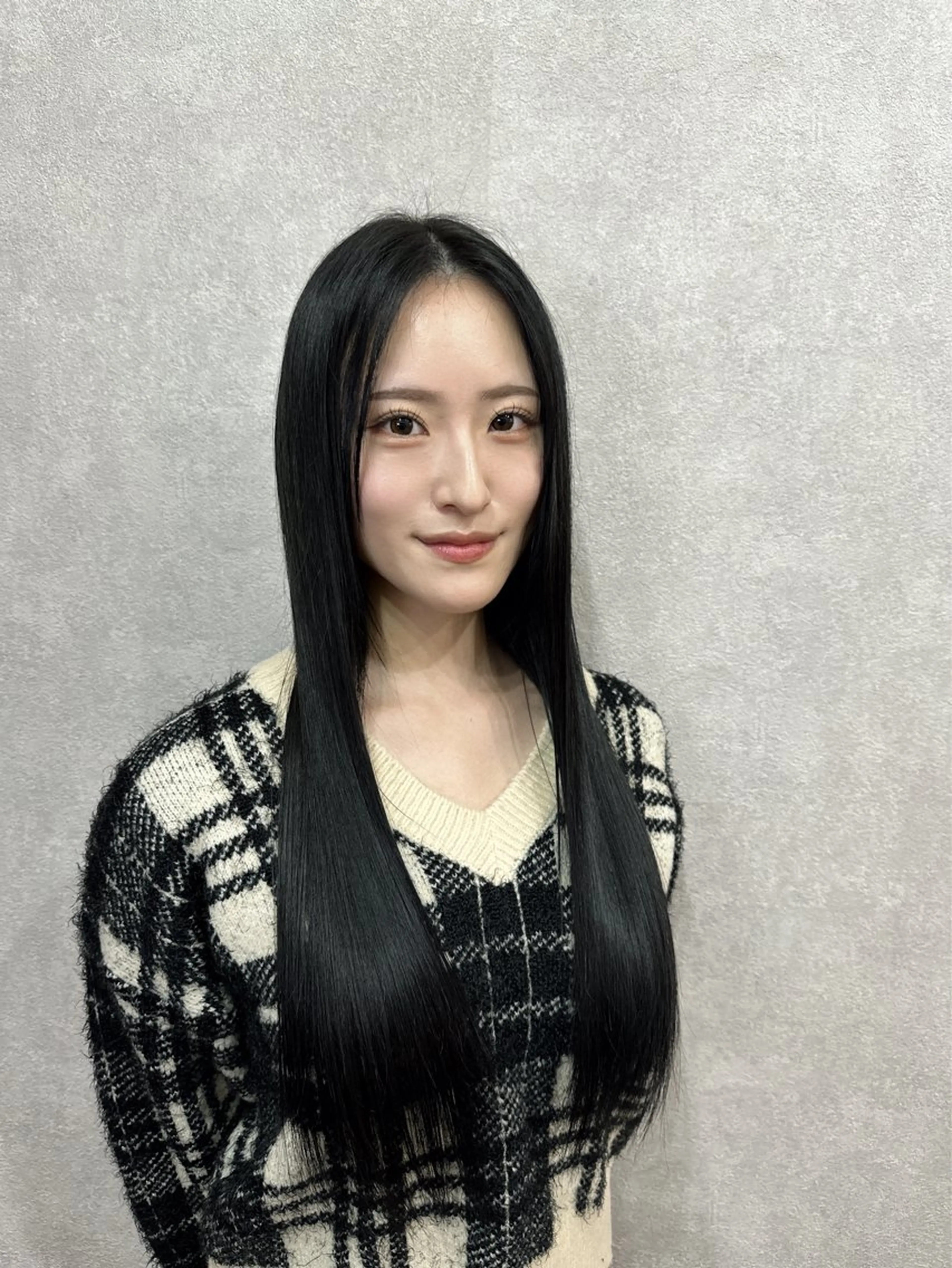 セミロング カラー パーマ ヘアアレンジ メンズ キッズ メンズブリーチ メンズ韓国風 メンズウルフカット ベージュカラー 黒髪 🌈髪質改善TR 艶カラーユウダイ🌈のヘアスタイル