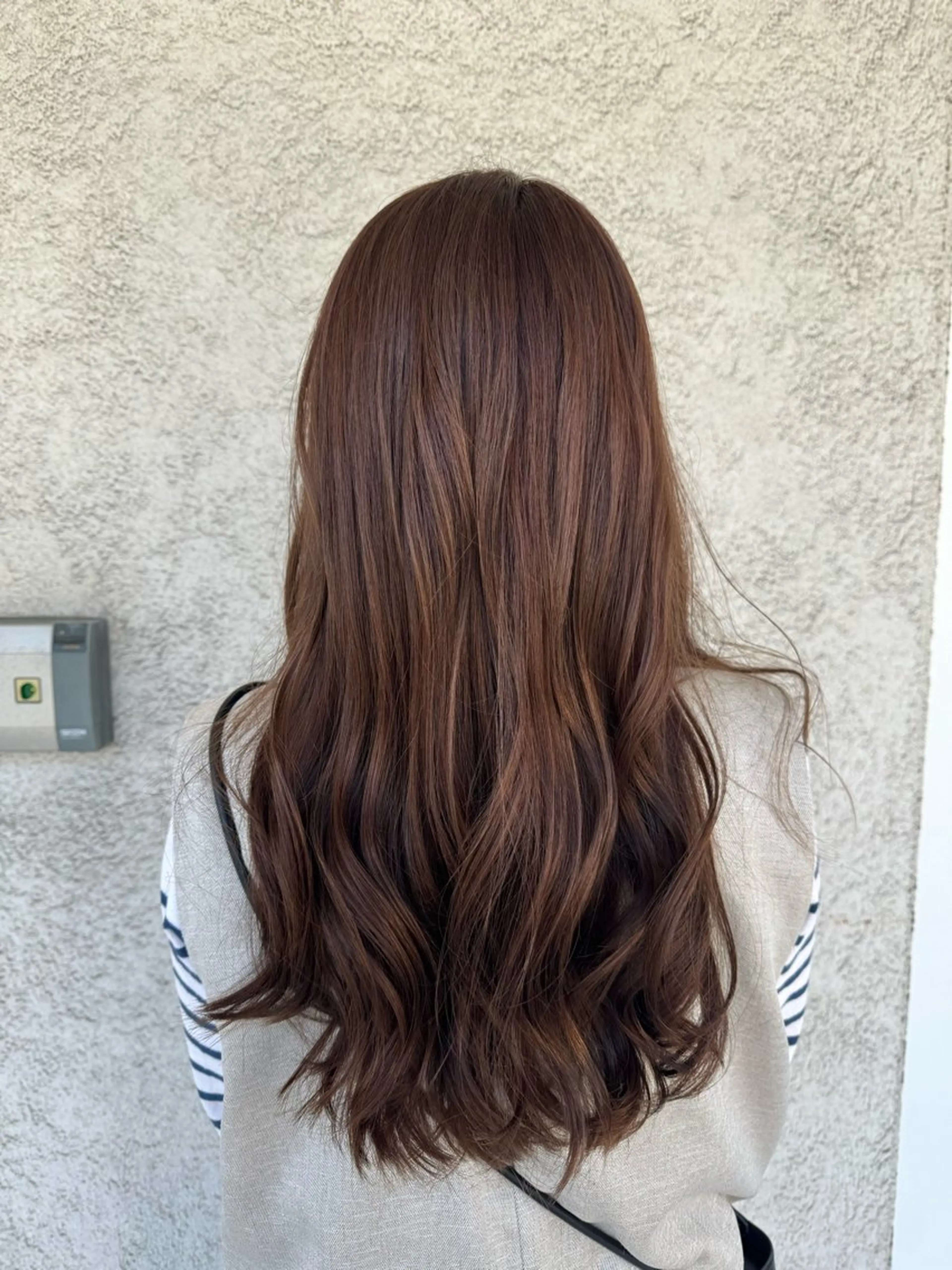 ロング カラー ベージュカラー ブラウンカラー ブラウンベージュ ケアカラー 椎葉 祐也のヘアスタイル