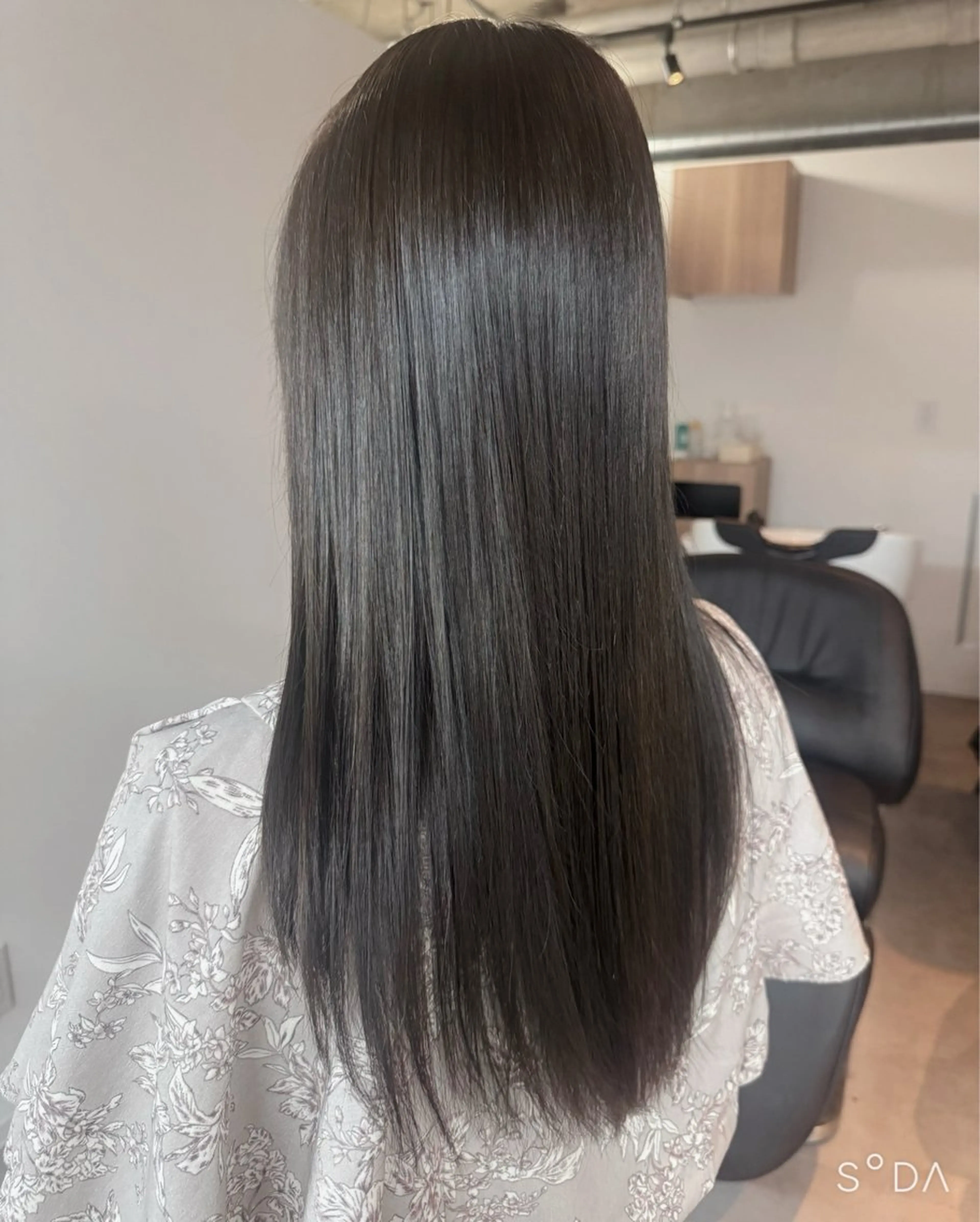 ロング カラー anri🤍🎀 艶カラーのヘアスタイル