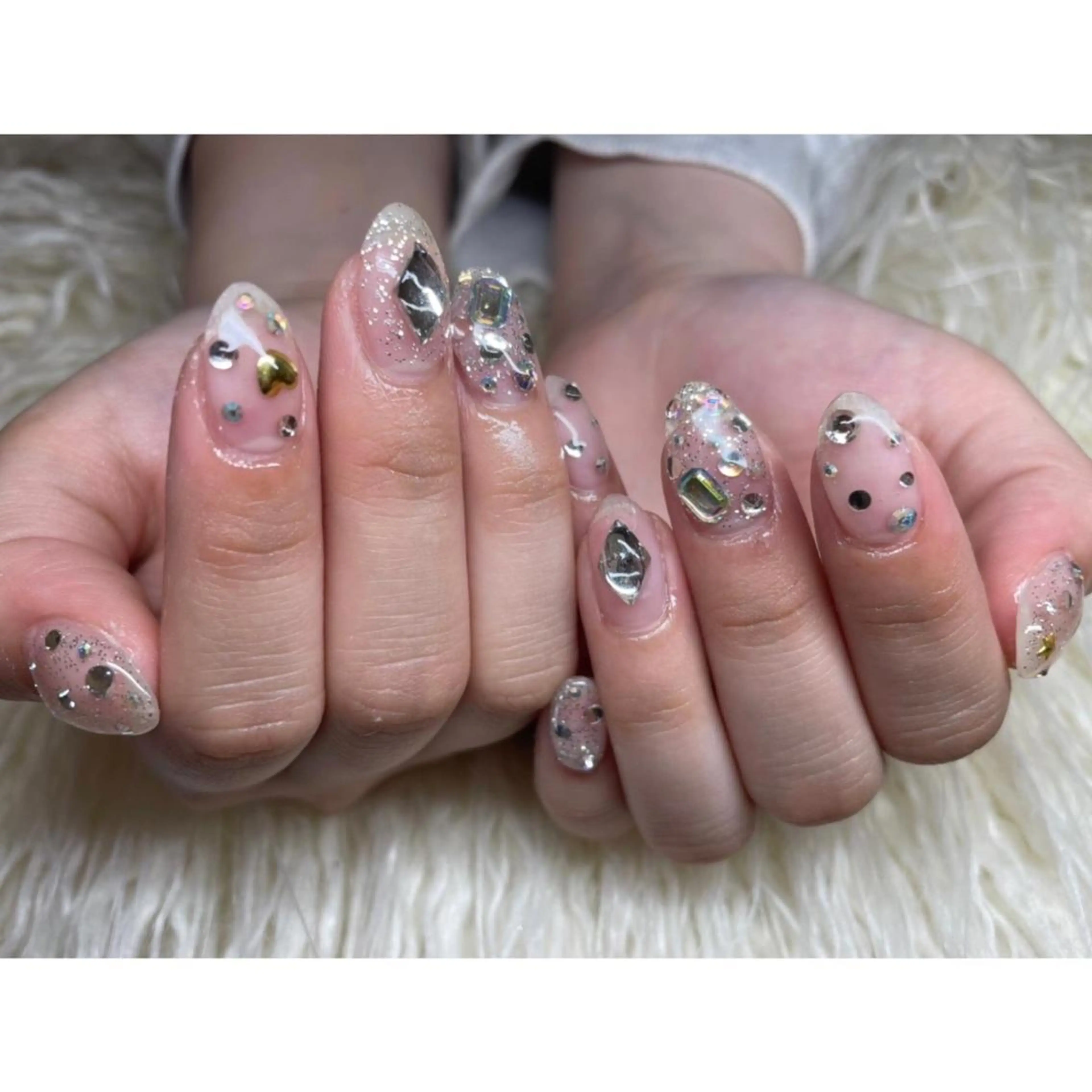 ネイル キラキラネイル Nail salon LuaRのネイルデザイン