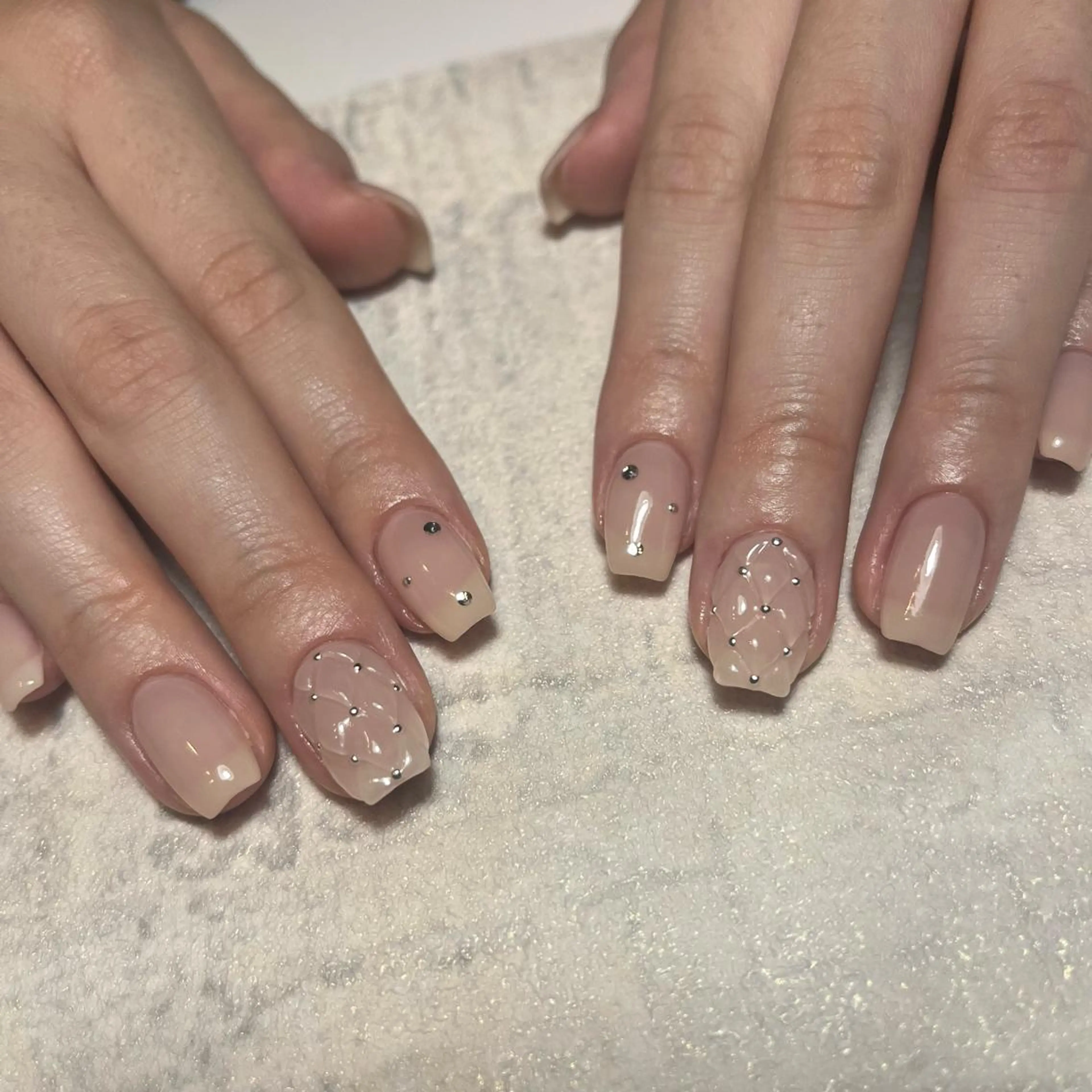 ネイル ハンドネイル NORA nail UMEDAのネイルデザイン