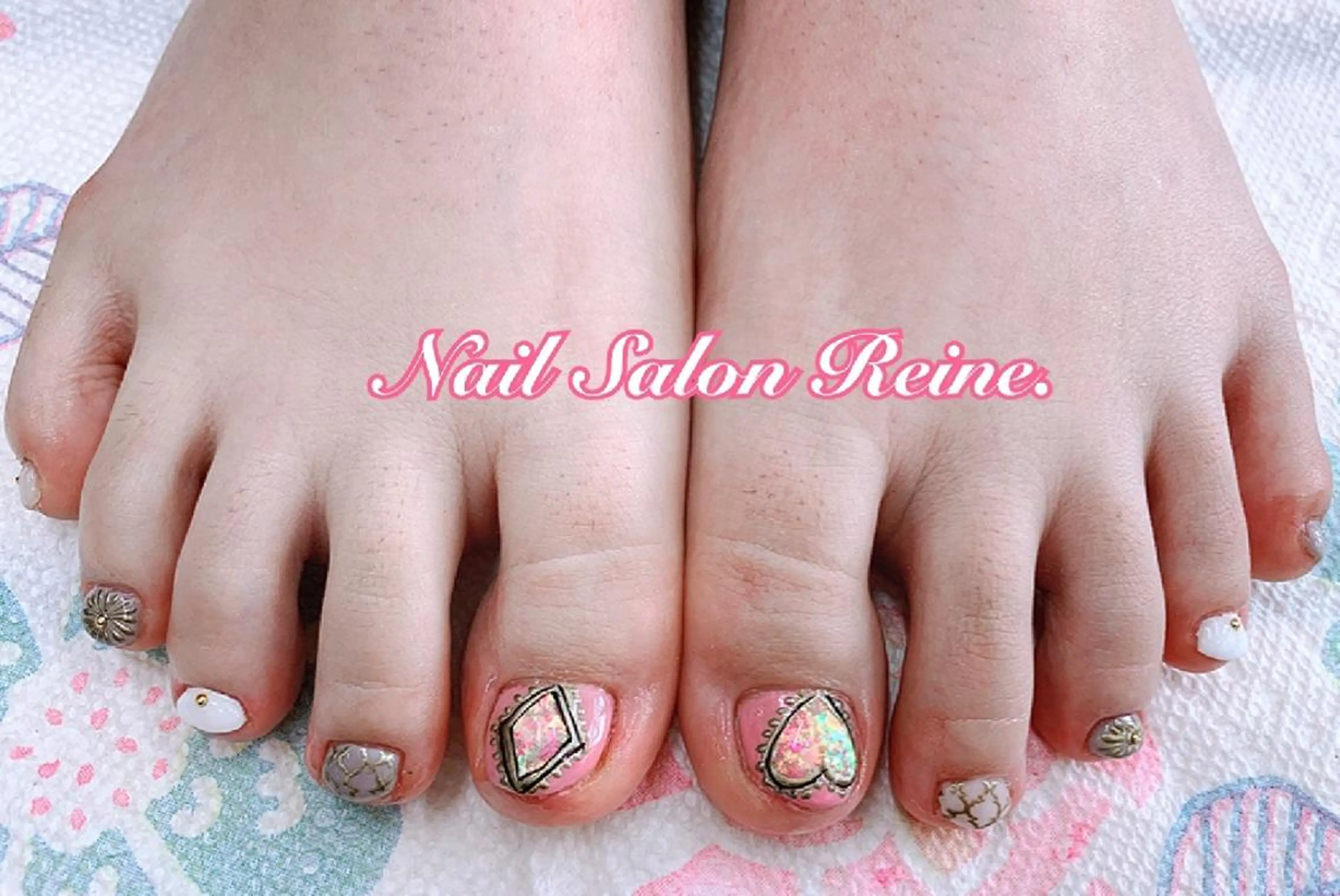 ネイル フットネイル Nailsalon Reine所属・玉栄 伶奈のネイルデザイン