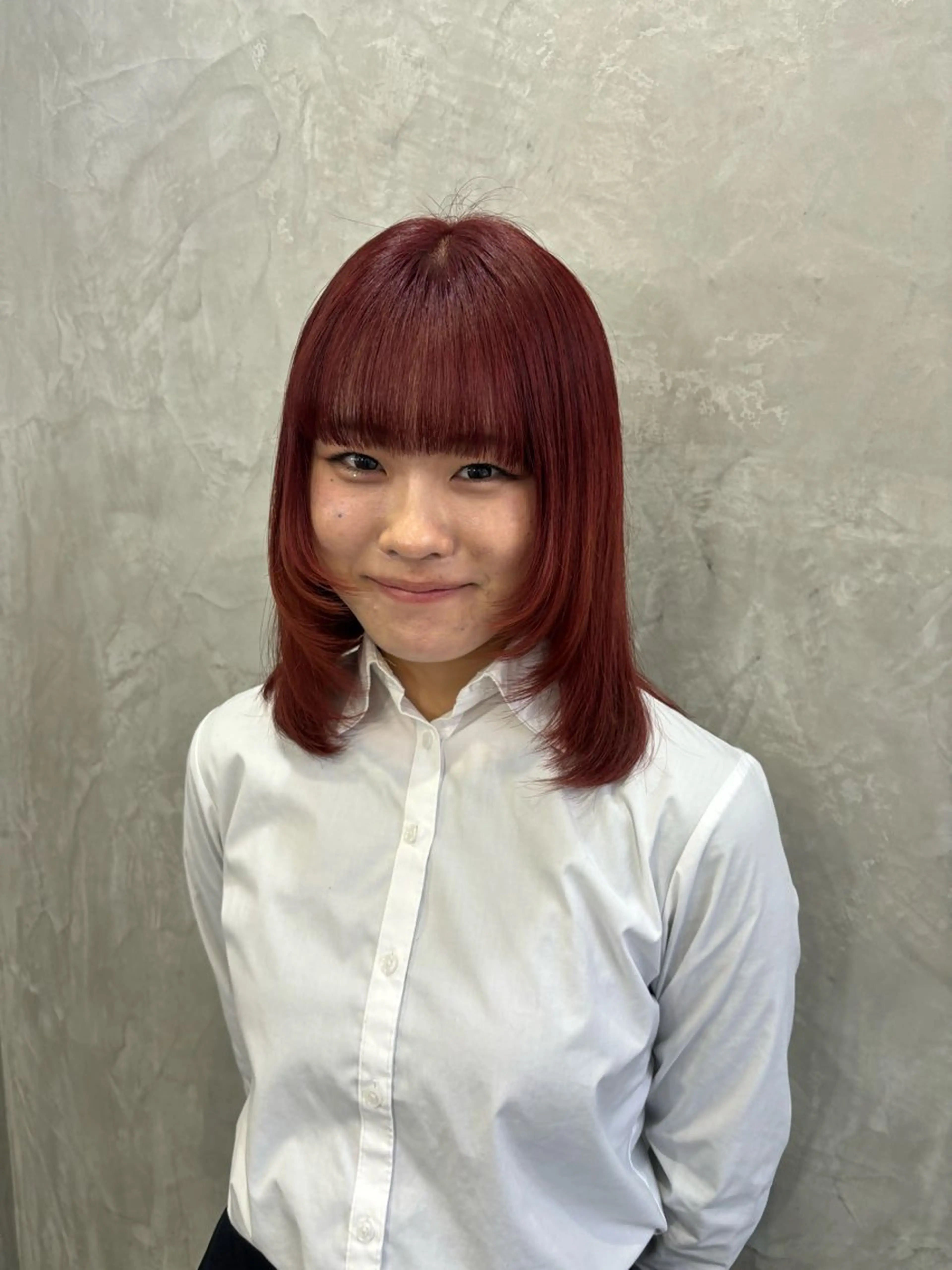 ミディアム カラー ブリーチ 顔まわりレイヤー レイヤーカット fudge所属・MaisonHALU 松浦光咲のヘアスタイル