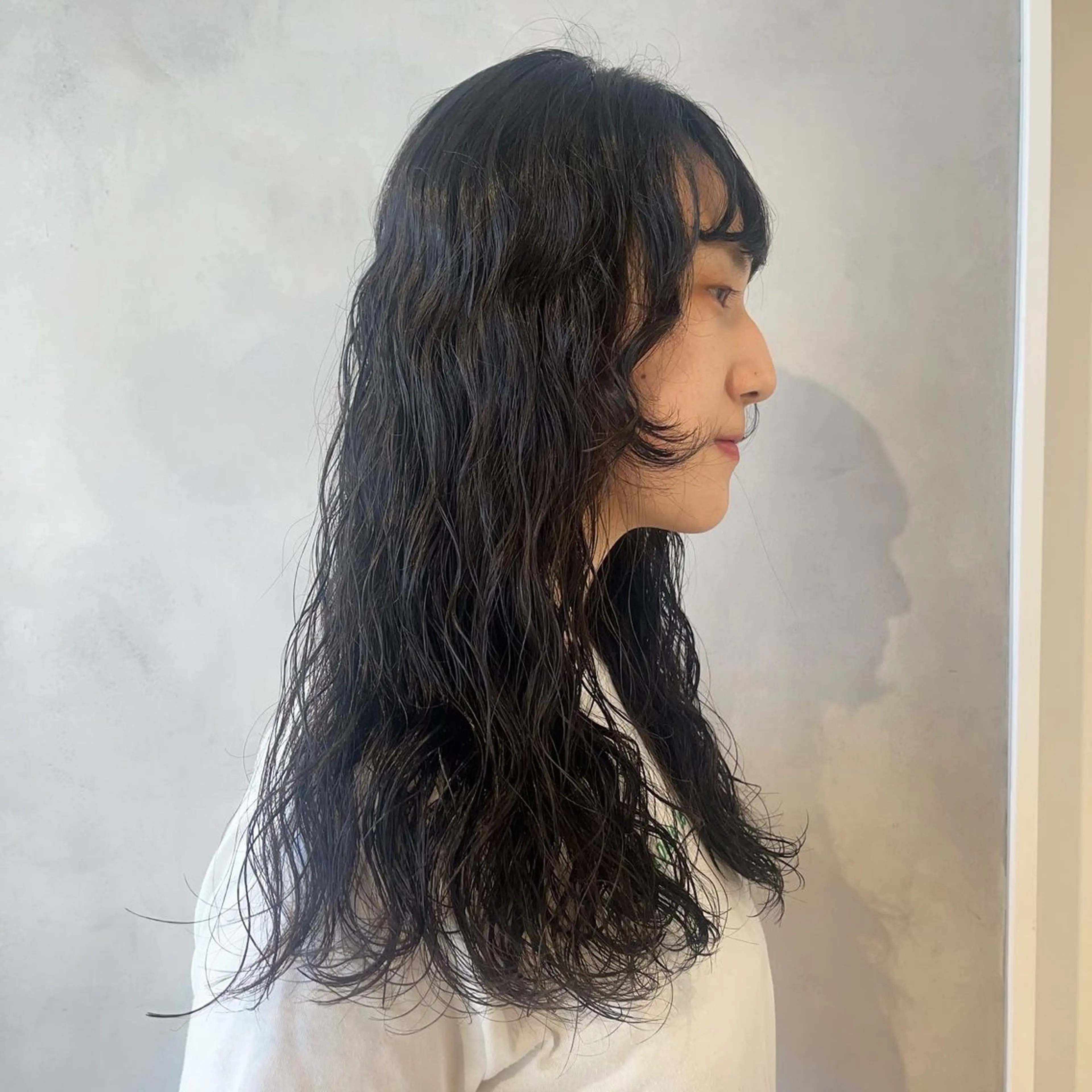 ロング パーマ カット パーマ トリートメント ボブ/ベージュ/ パーマ🪿近森ゆいのヘアスタイル