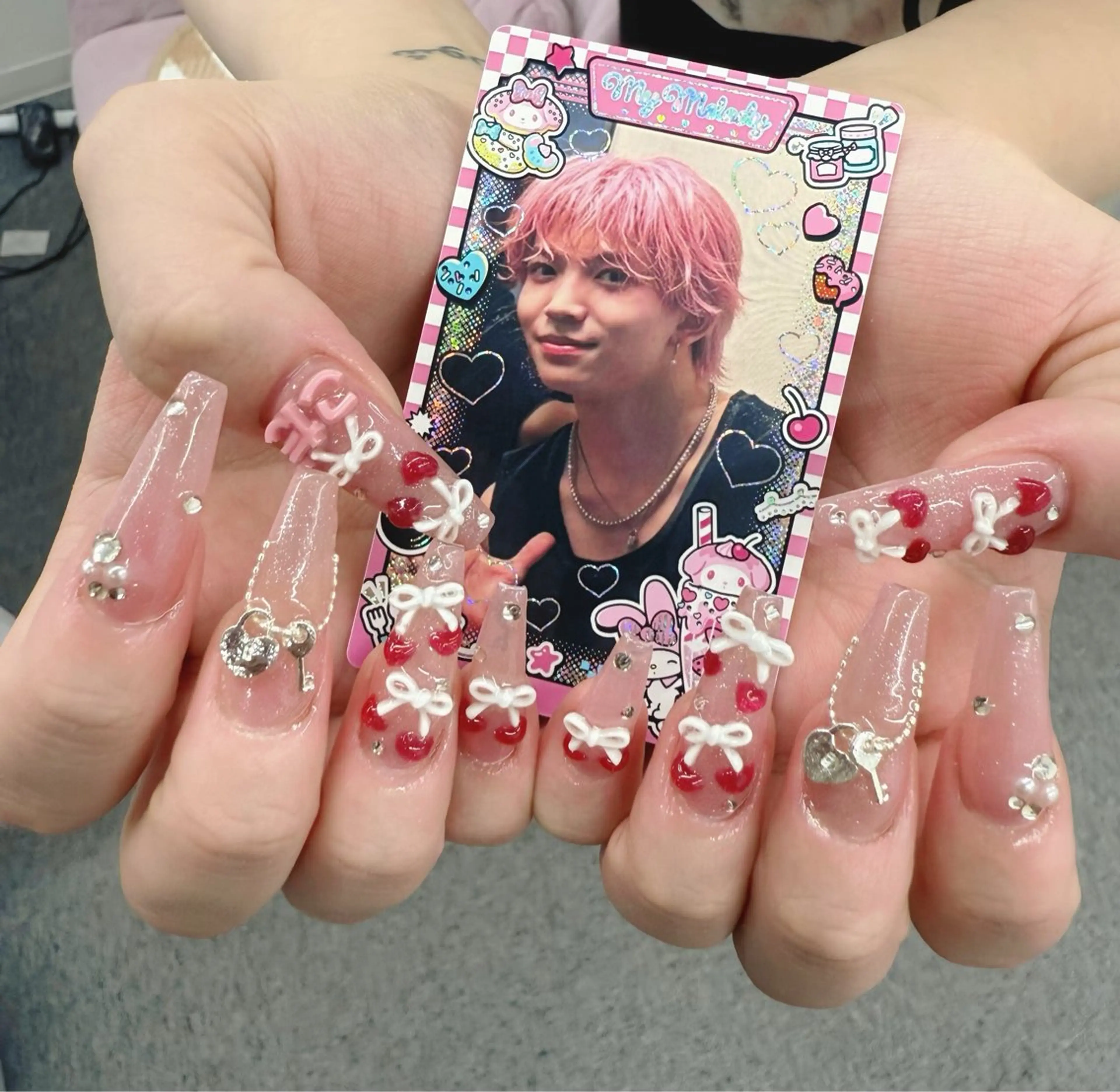 ロング NOA NAILのネイルデザイン