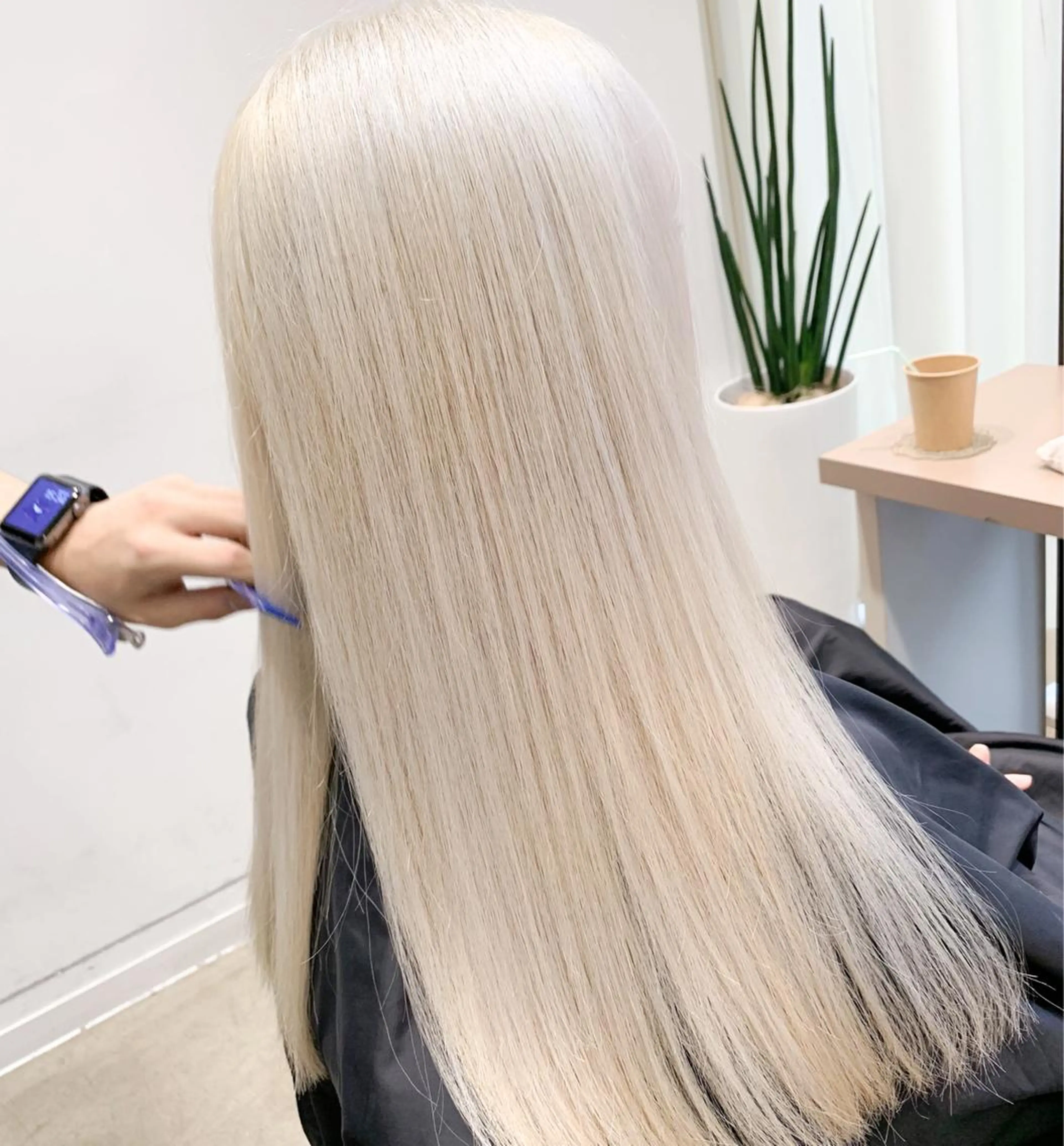 ロング カット ヘアカラー トリートメント 🍀ケアブリーチ カラー🍀坂井のヘアスタイル
