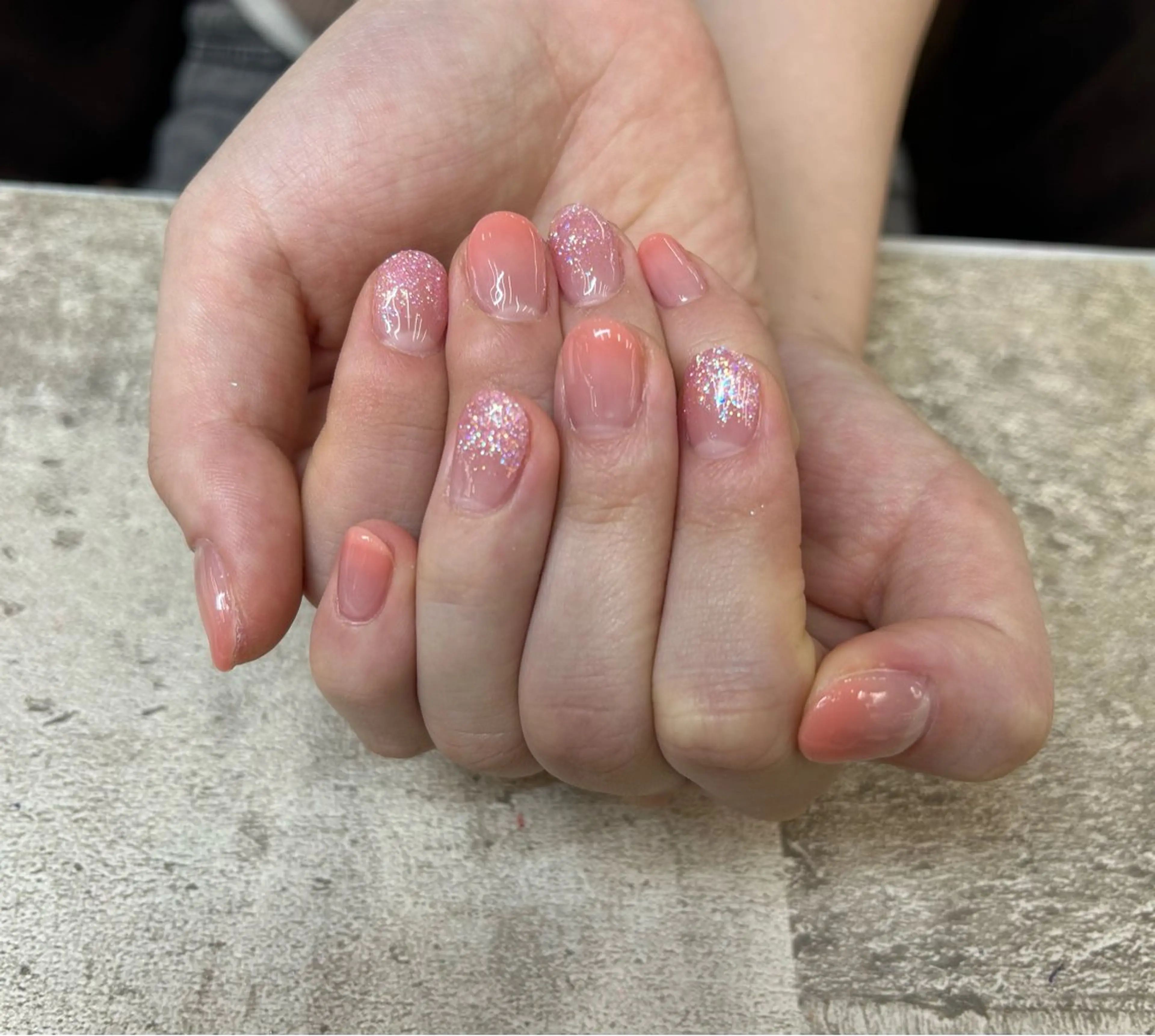 ネイル グラデーション ラメ(グリッター) ラメグラデーション ピンク MAXKELLY MAIKAのネイルデザイン