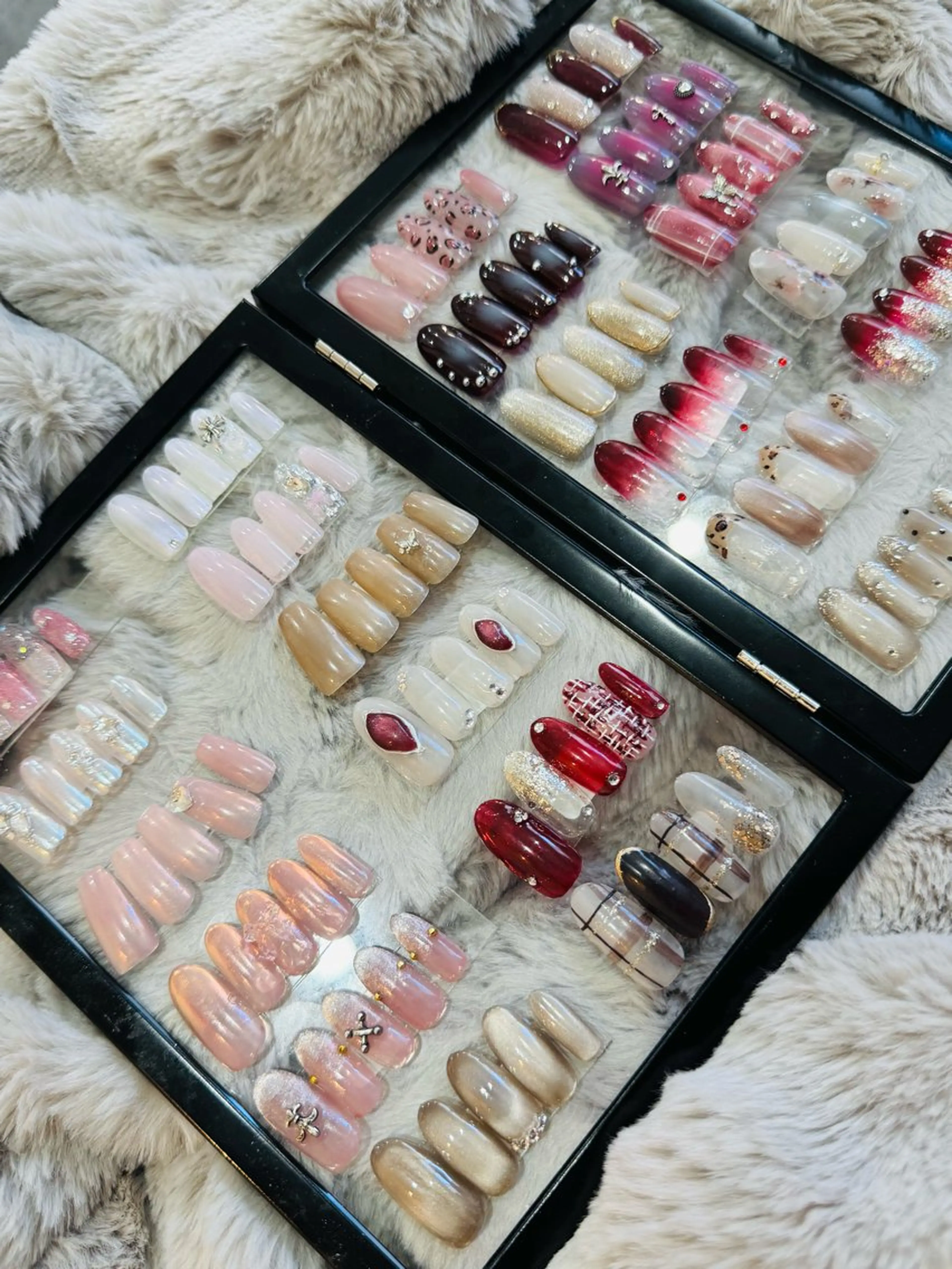 ネイル nail salon　neige所属・向井 唯紀世のネイルデザイン