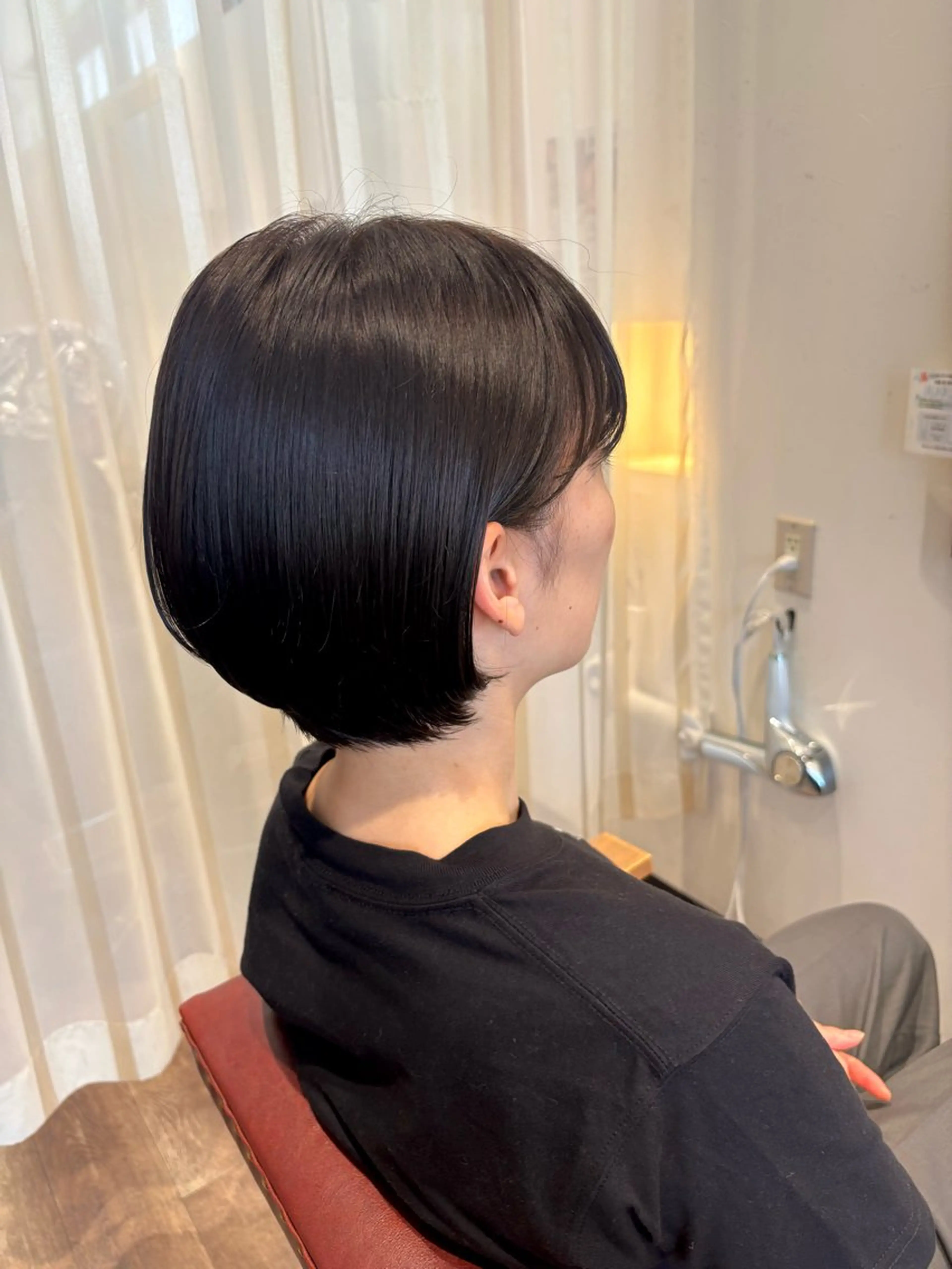 ショート カット rendez-vous所属・勝田 沙耶のヘアスタイル