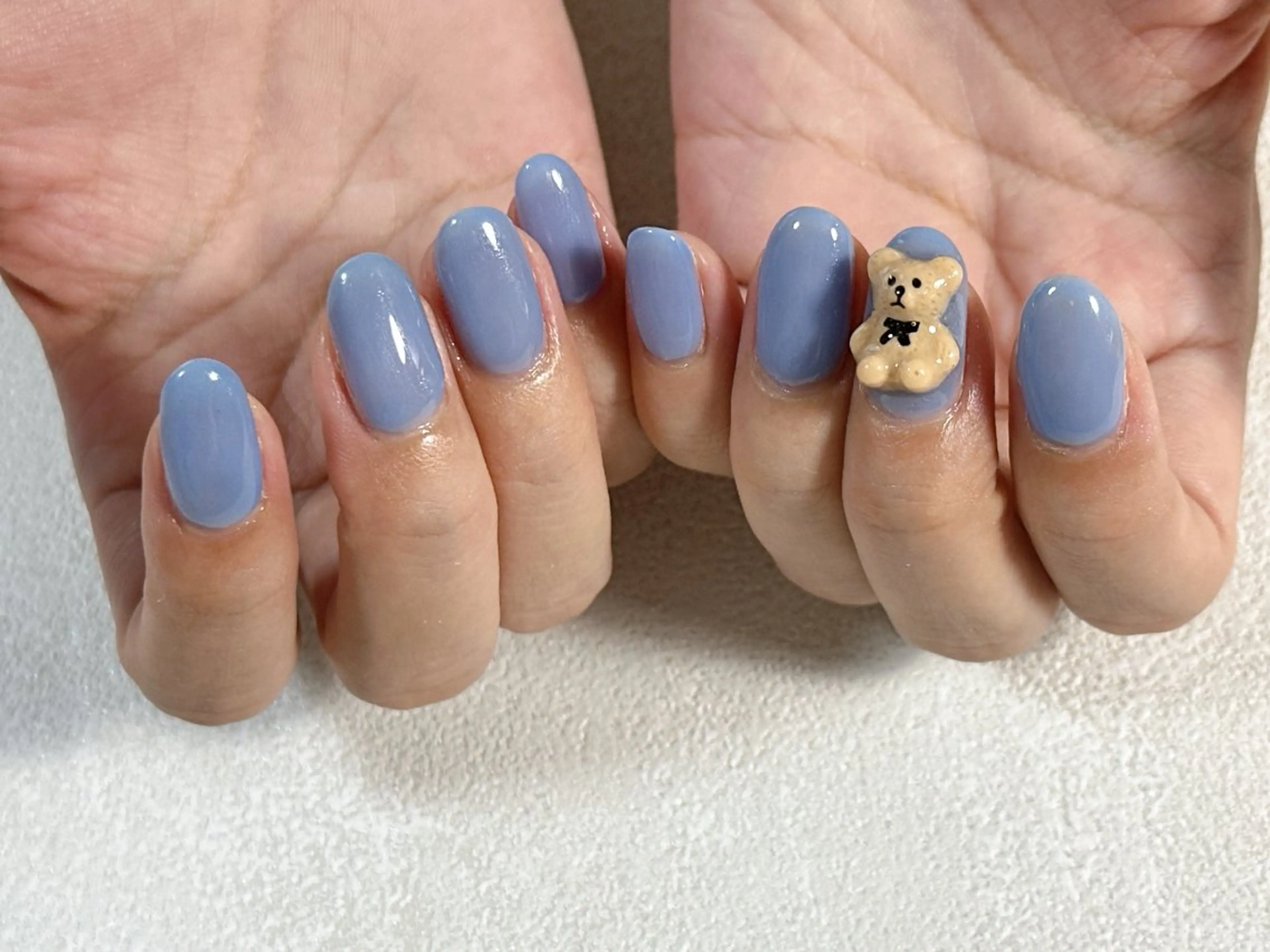 ネイル オーロラネイル ブルー フットネイル フレンチネイル ジェルネイル ハンドネイル kiki nail たまプラーザのネイルデザイン