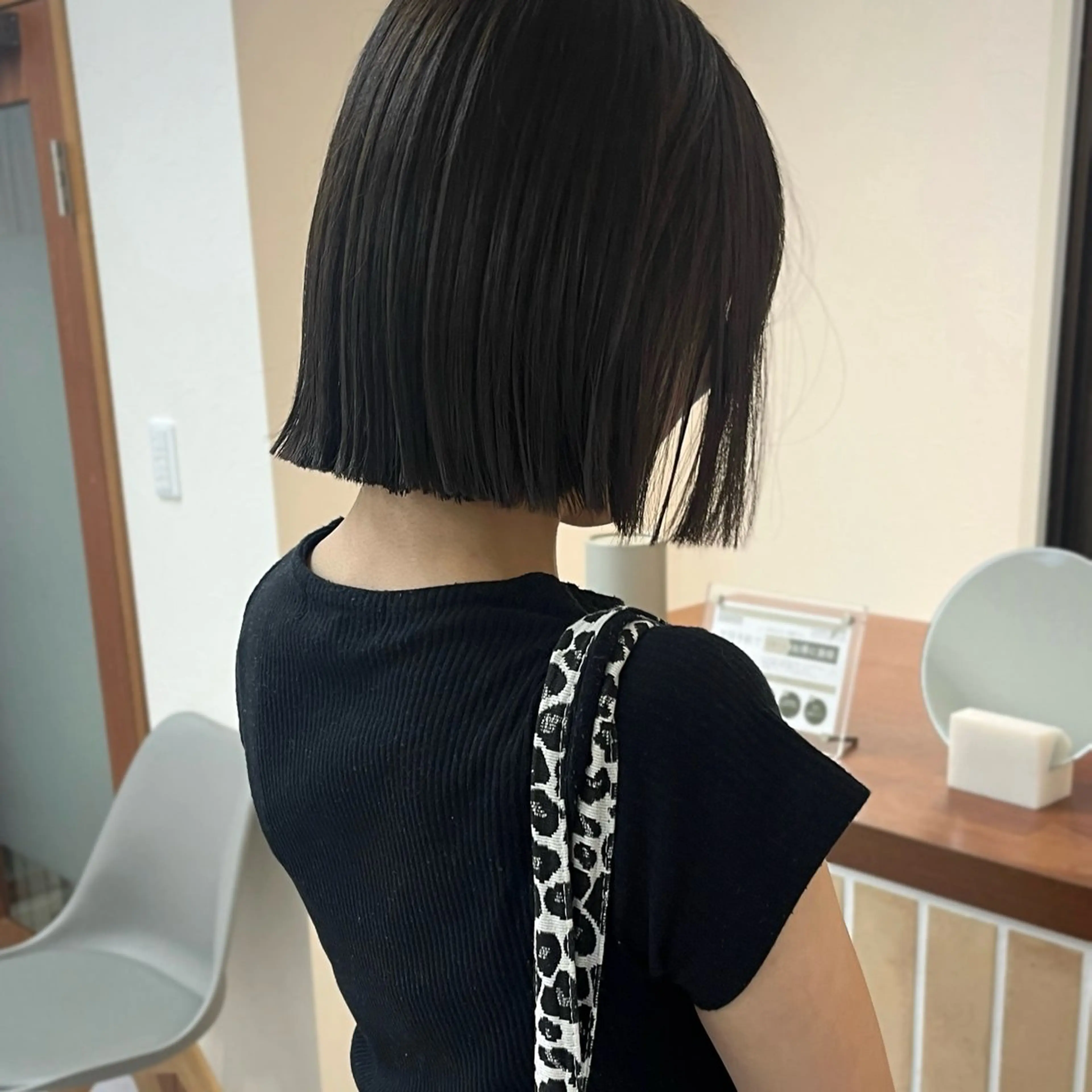 【人気No. 3】🪴似合わせカット ＋ 透明感カラー ＋ ケアトリートメント（超音波アイロン付）🪴の写真