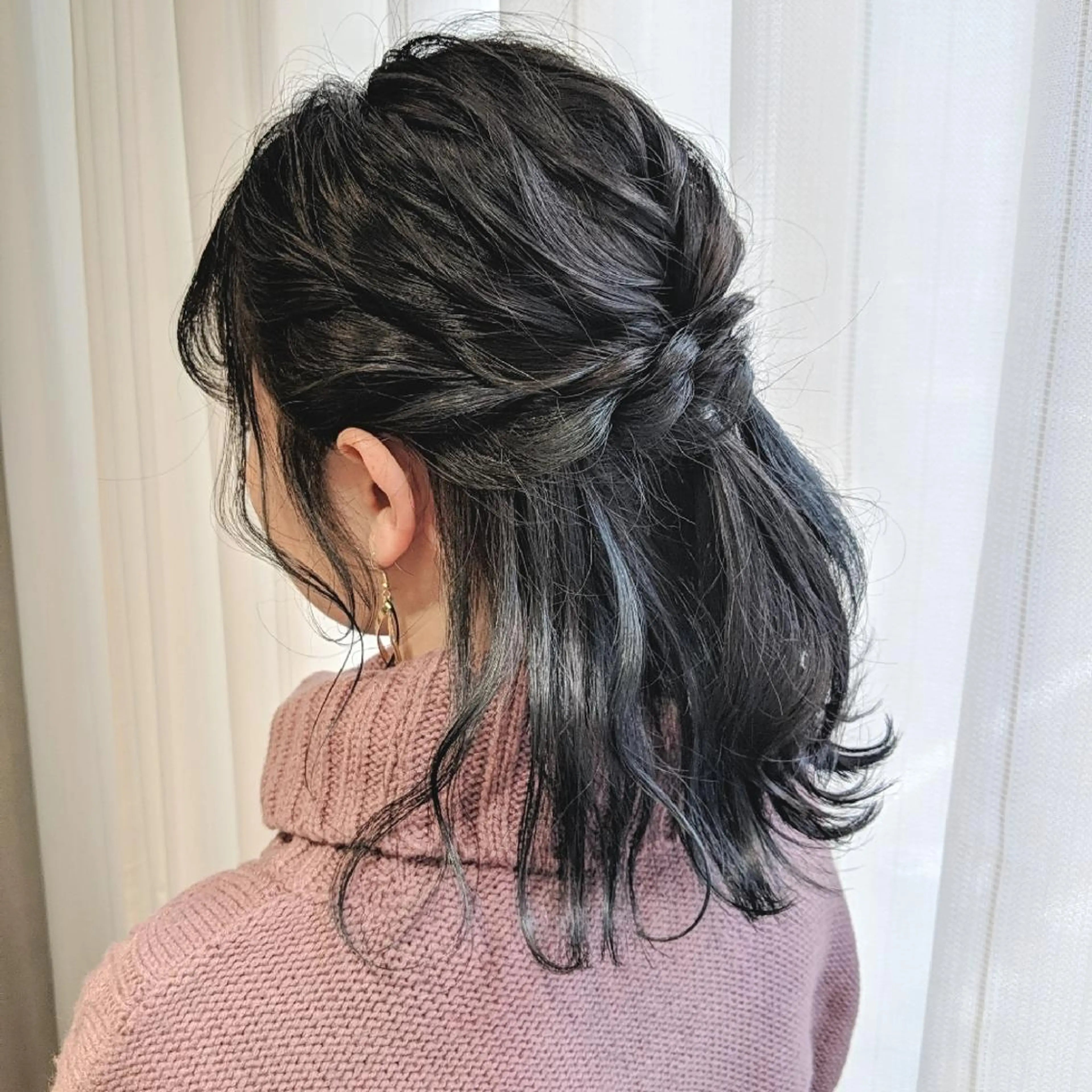 ミディアム カラー ヘアアレンジ ハーフアップ PRIVATE SALON EYES所属・EYES リアのマツエク・マツパデザイン