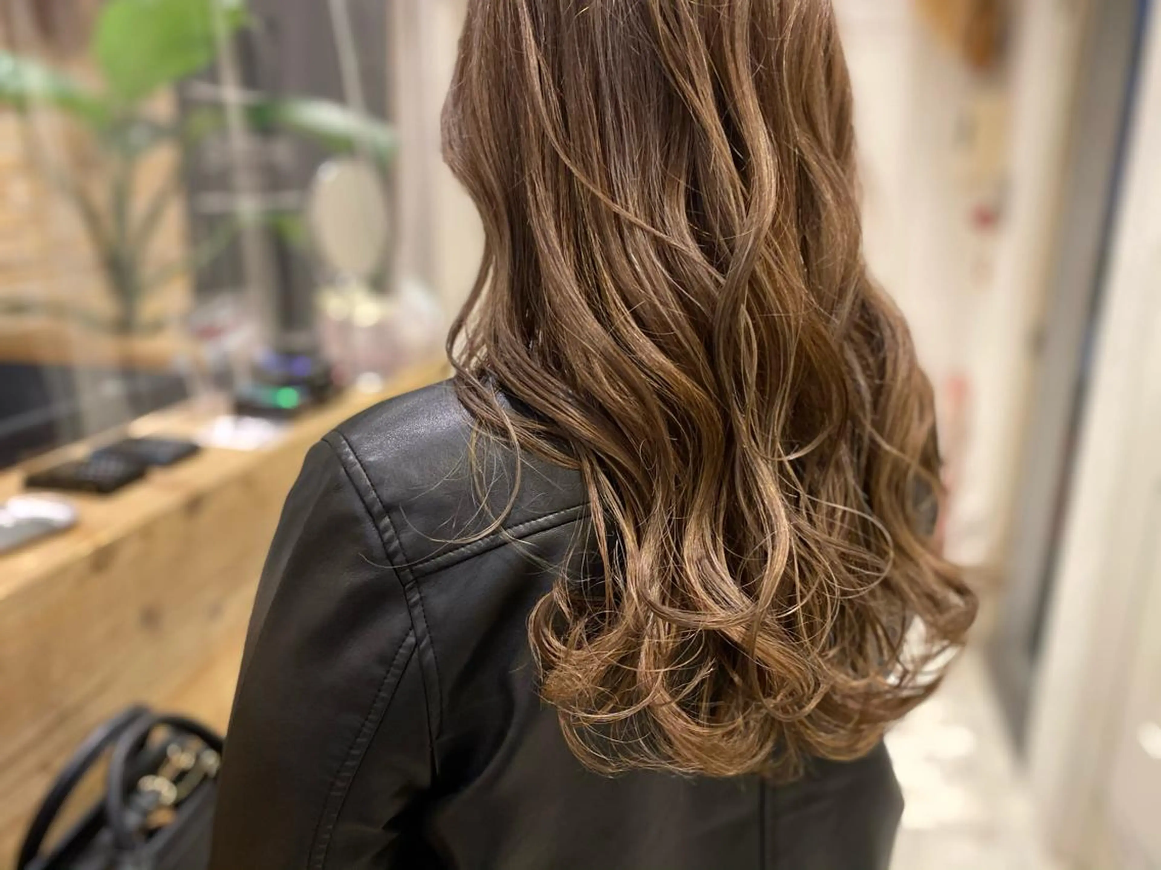 セミロング トリートメント カット ヘアカラー トリートメント ⭐️ アユミ⭐️のヘアスタイル