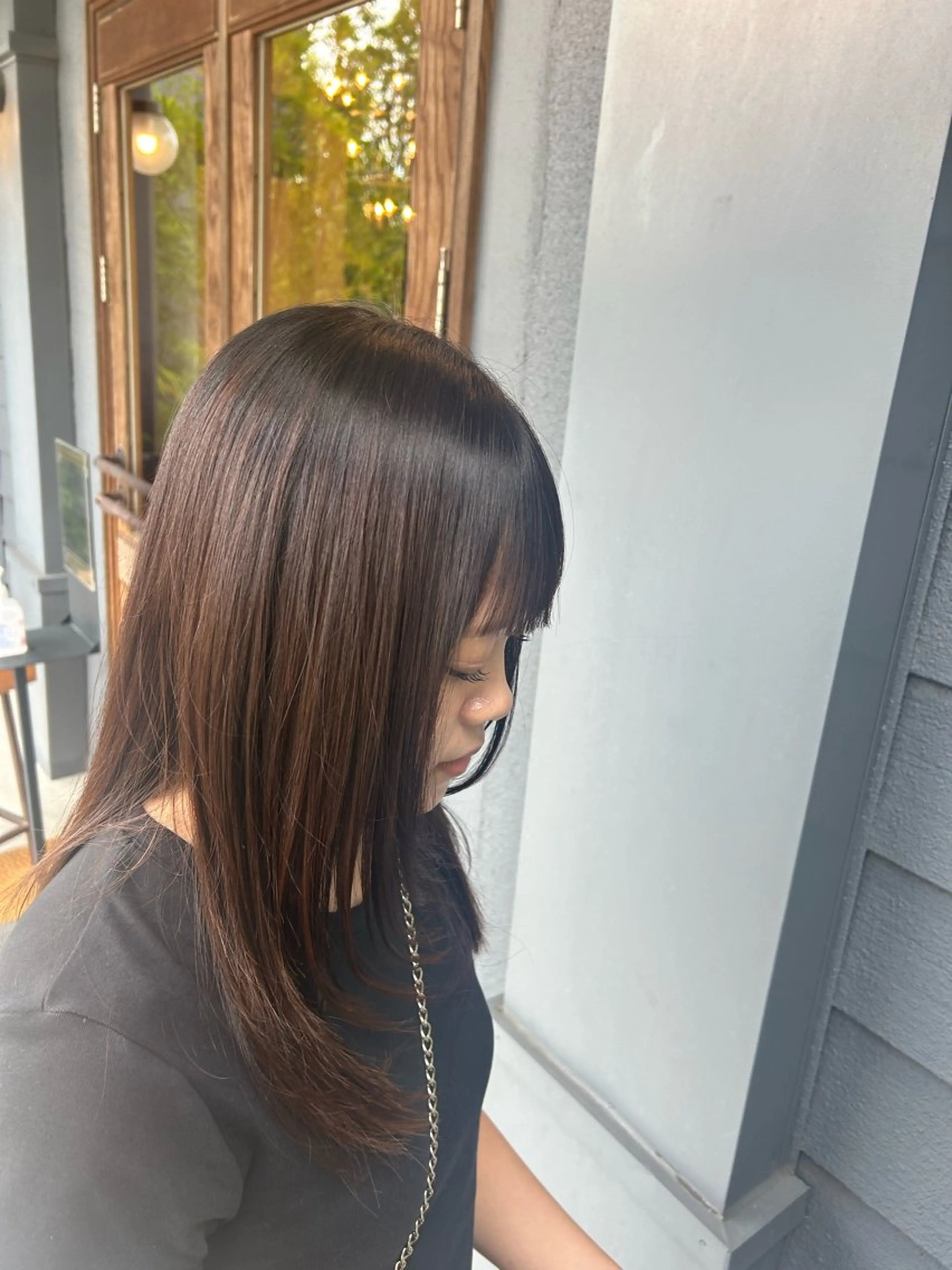 セミロング 楠 沙羅のヘアスタイル