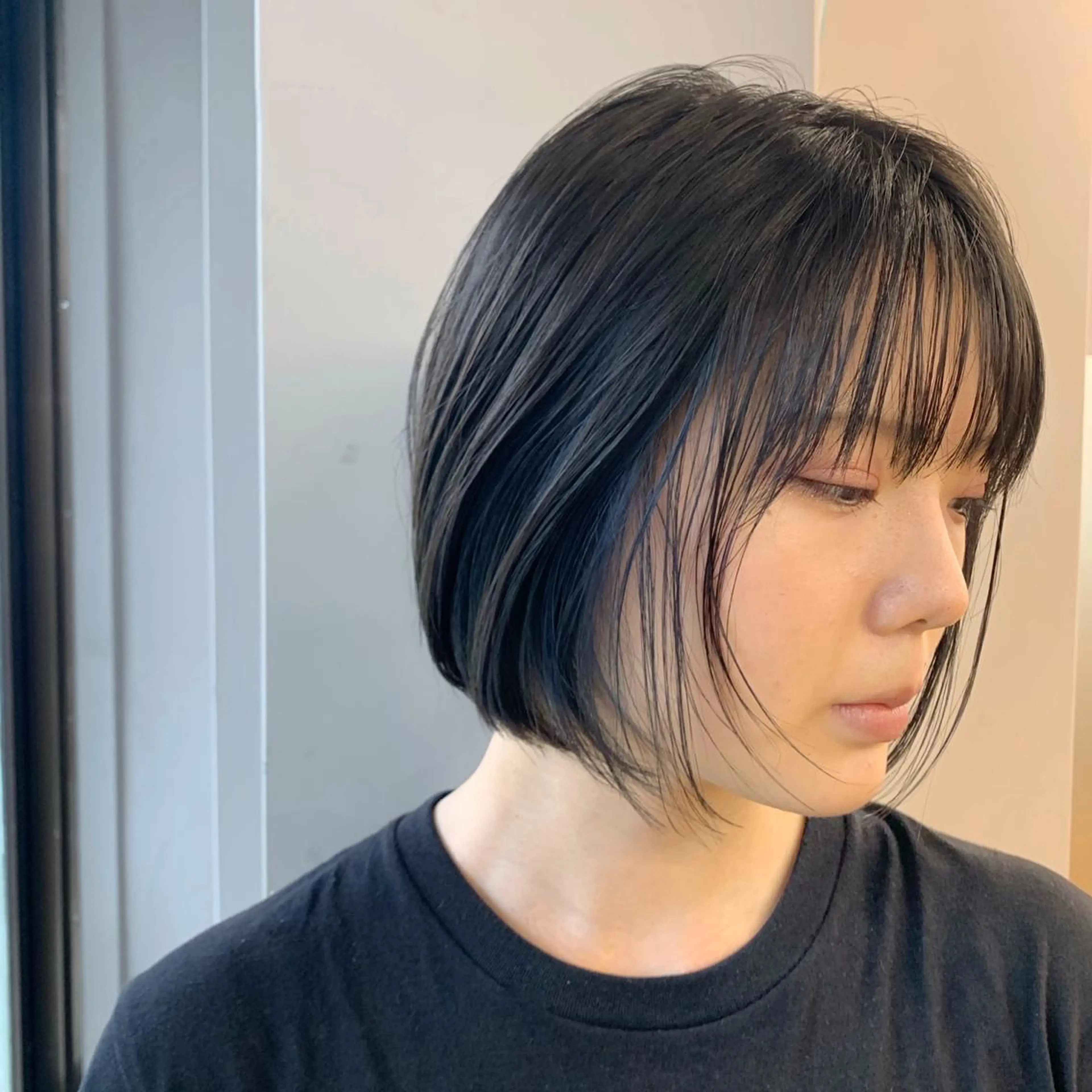 ショート カラー インナーカラー カット ヘアカラー トリートメント 豊浦 翔太のヘアスタイル