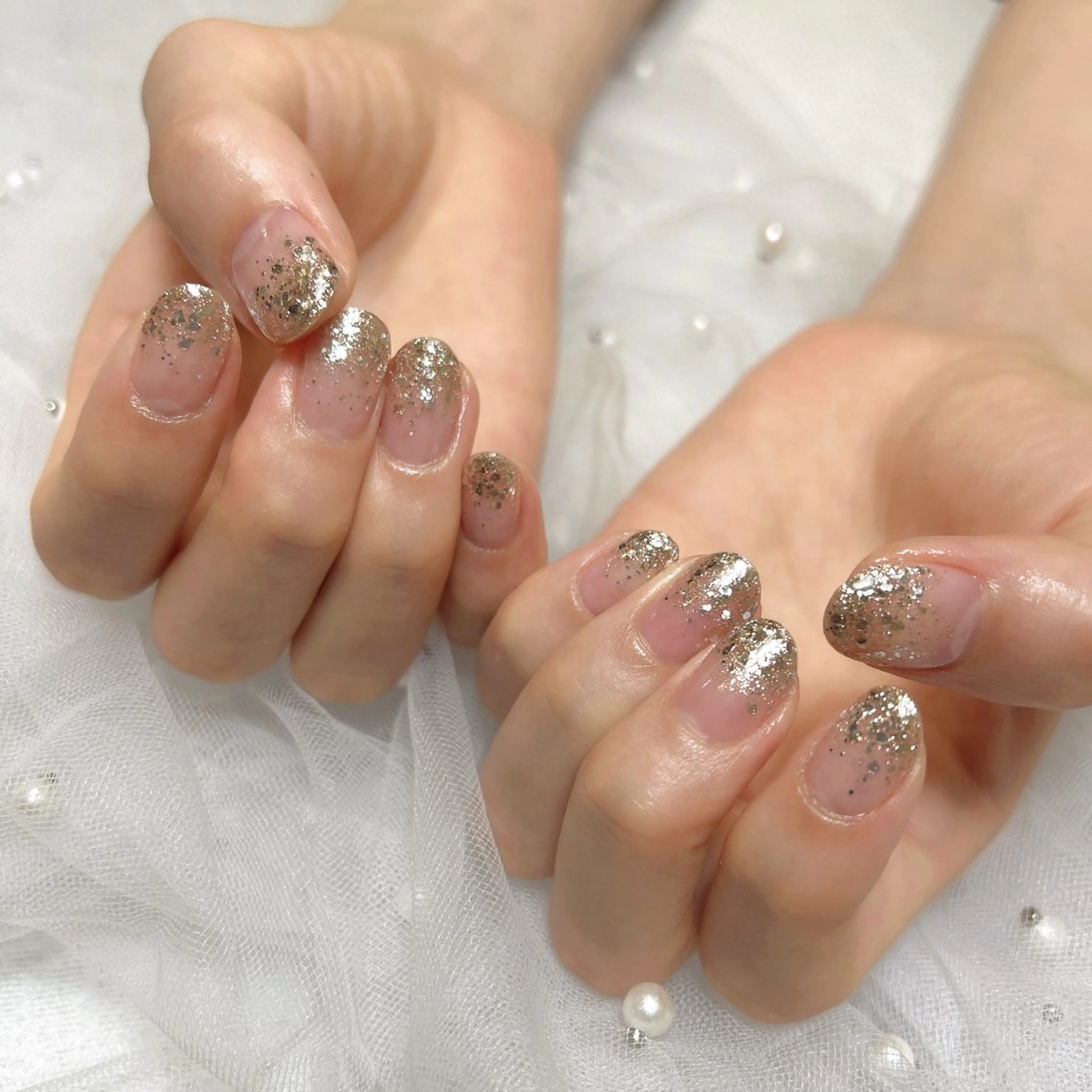 ネイル ジェルネイル グラデーション ラメ(グリッター) ラメグラデーション EmaNail天満橋店所属・EmaNail Risaのネイルデザイン