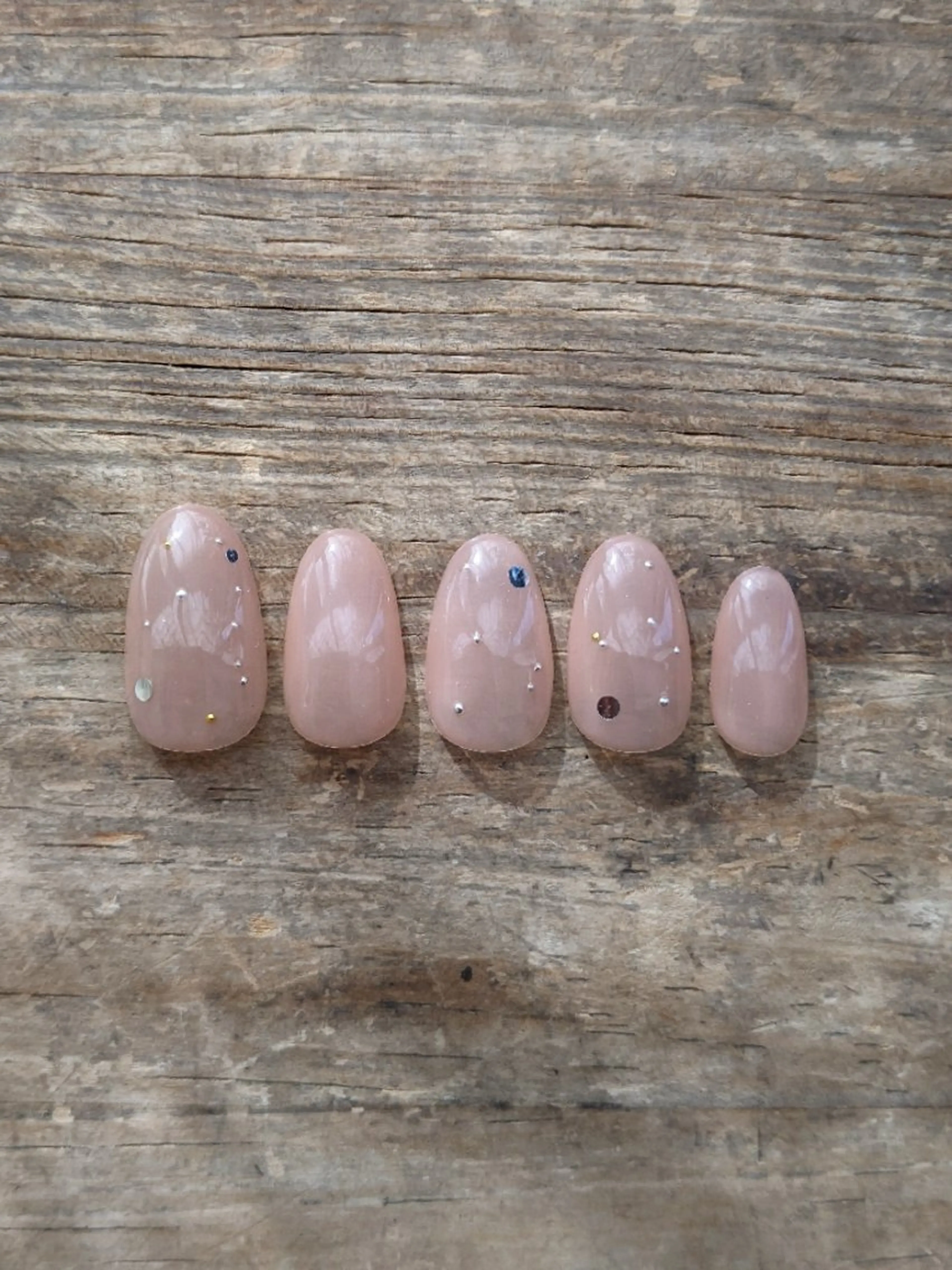 ネイル ホログラムネイル ハンドネイル LuN Nail Design Salon所属・Y Chisaのネイルデザイン