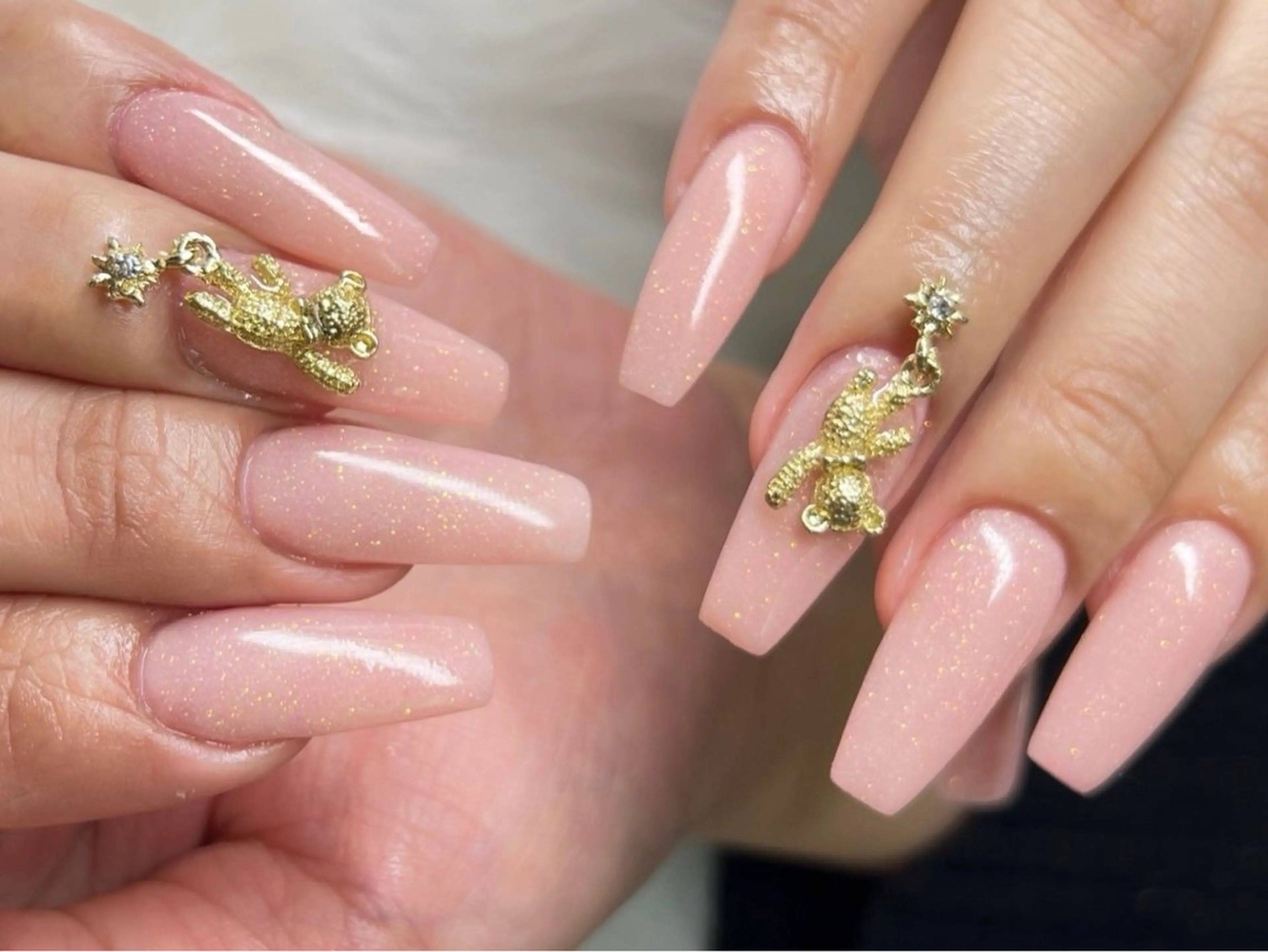 ネイル ラメ(グリッター) ロングネイル オフィスネイル スカルプネイル 春ネイル ハンドネイル Nail lieNのネイルデザイン