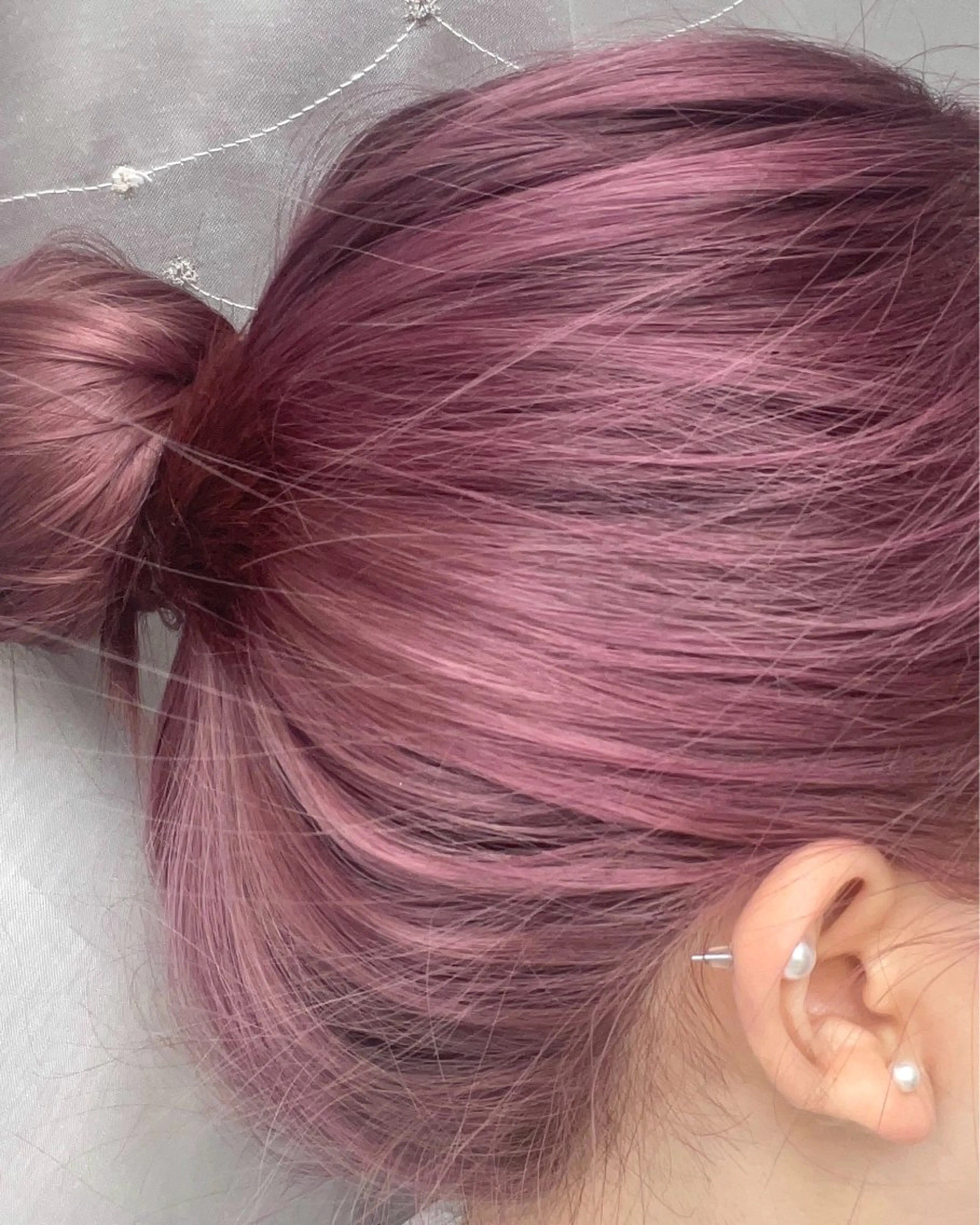 カラー ハイトーン🎀 ボブカット小野百葉のヘアスタイル