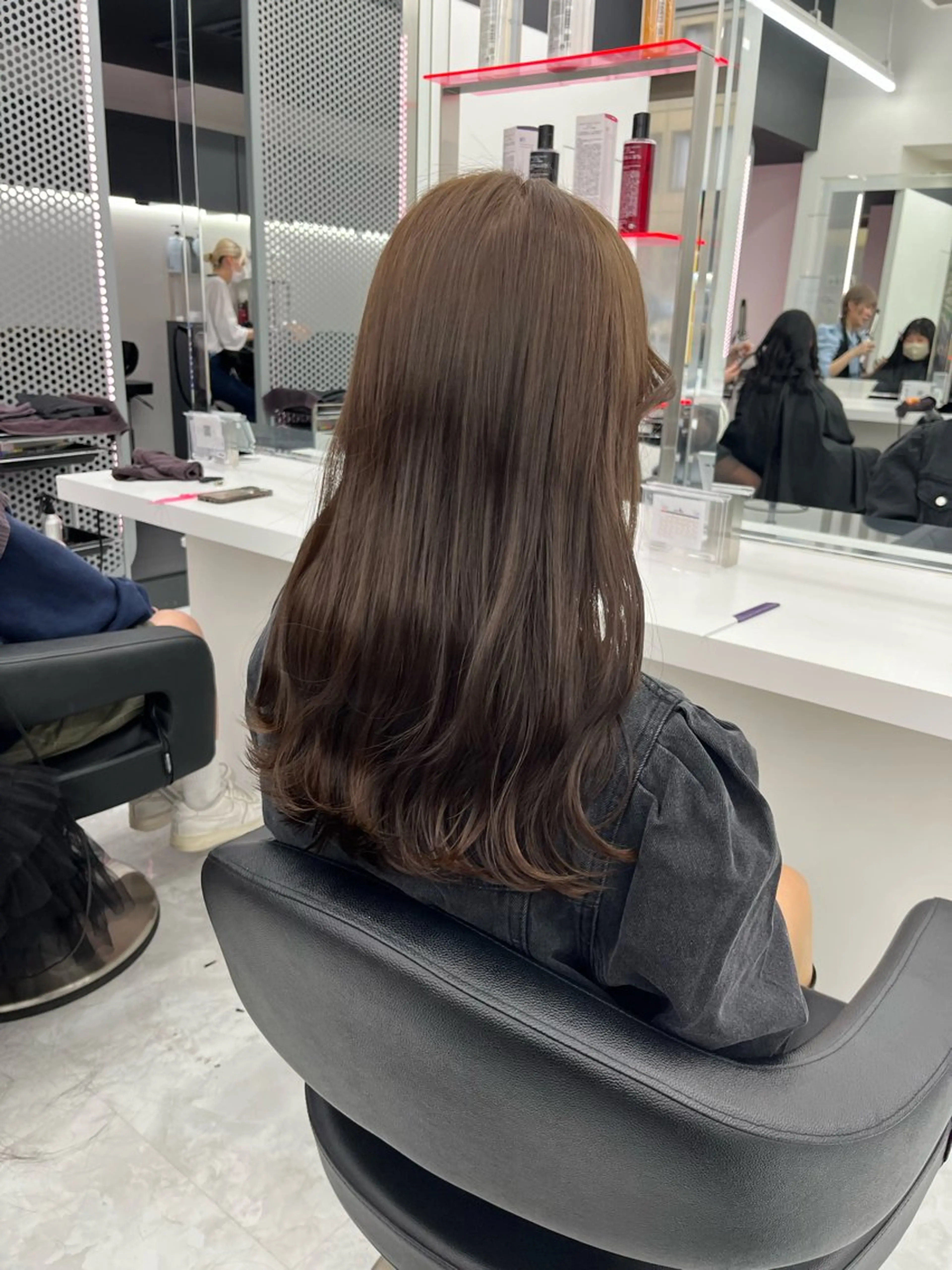 ロング カラー ベージュカラー モカベージュ ヘアカラー トリートメント 💖トレンド夏 カラー💖FUTAのヘアスタイル