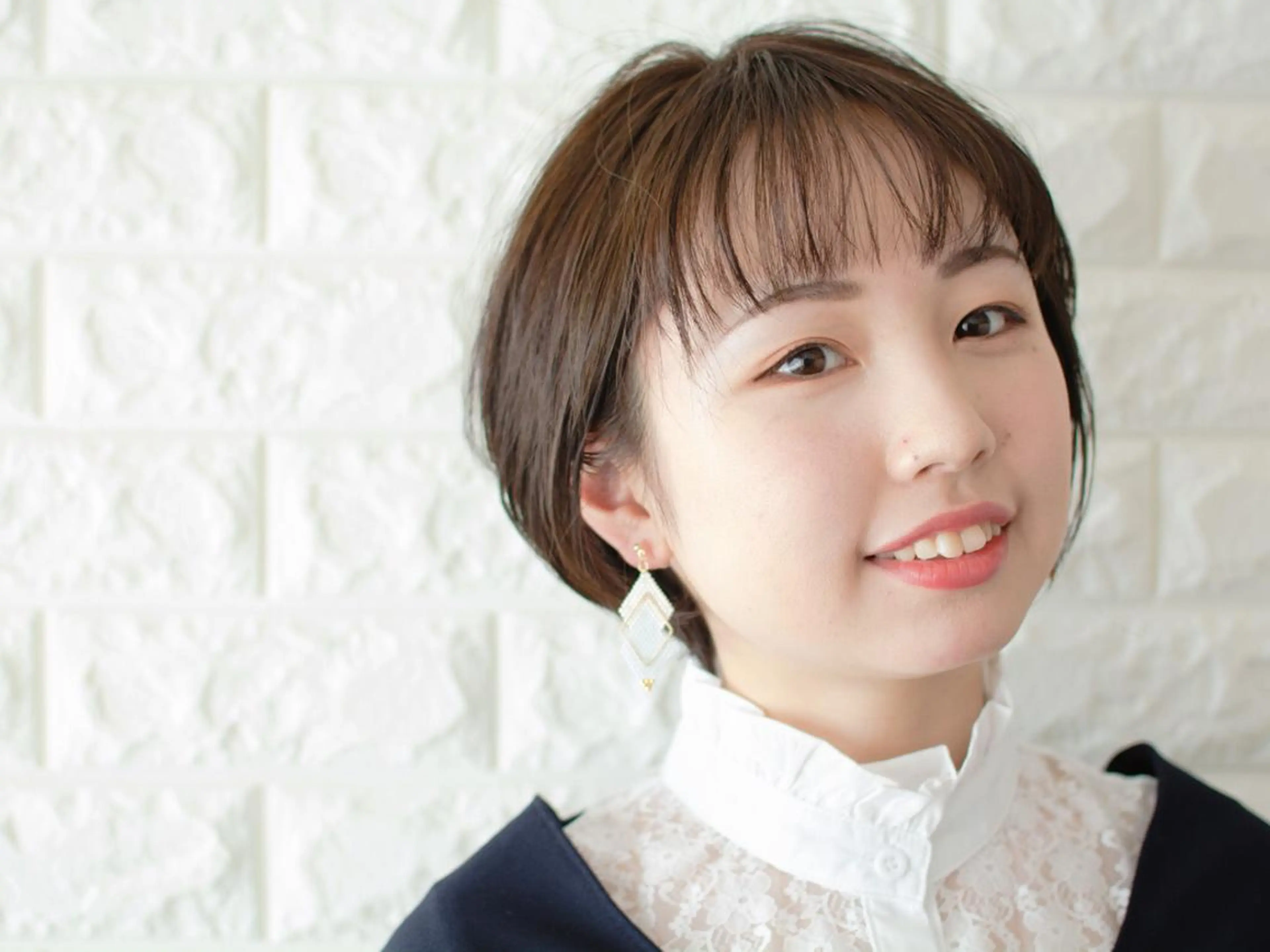 ショート カラー ショートボブ ベージュカラー ブルーカラー ブルージュ グレージュ 撮影モデル 斉藤 正敏のその他イメージ