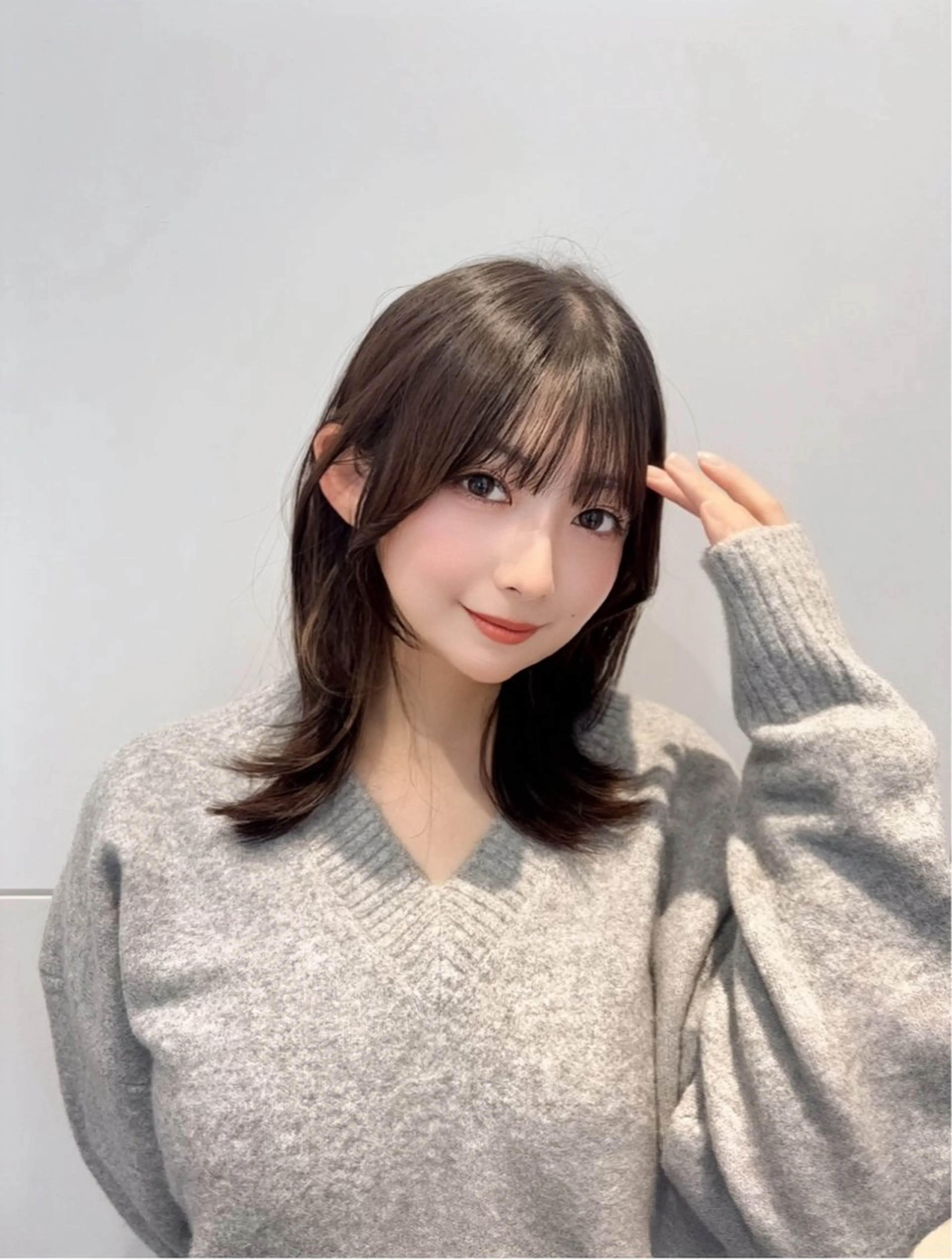 ミディアム くびれヘア 顔周りカット レイヤーカット カット 🍀最上級の美髪👑 髪質改善🍀英司のヘアスタイル